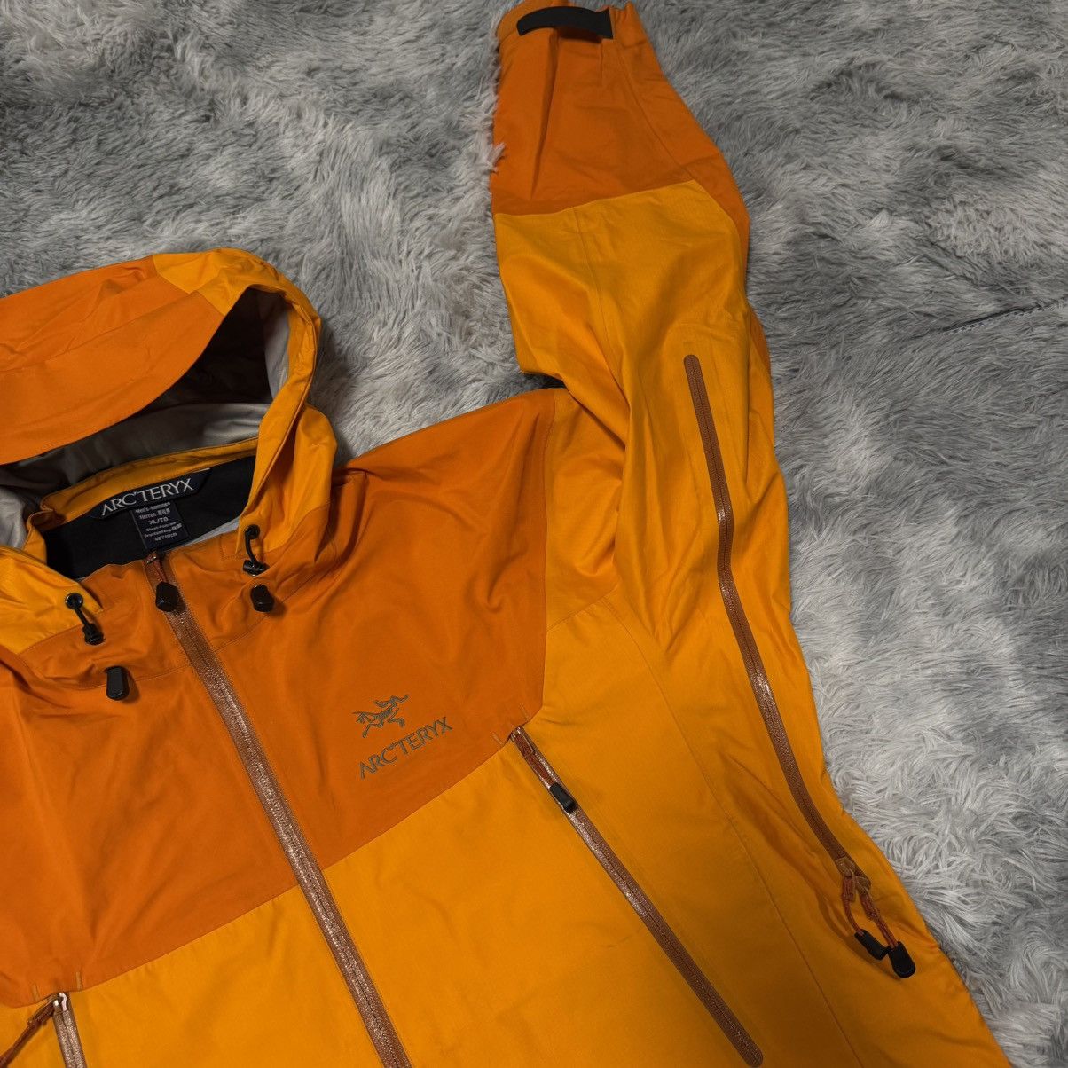 Arc'teryx Arc'teryx Alpha SV Jacket | Size XL | Dynasty Orange Size US XL / EU 56 / 4 - 4 Thumbnail