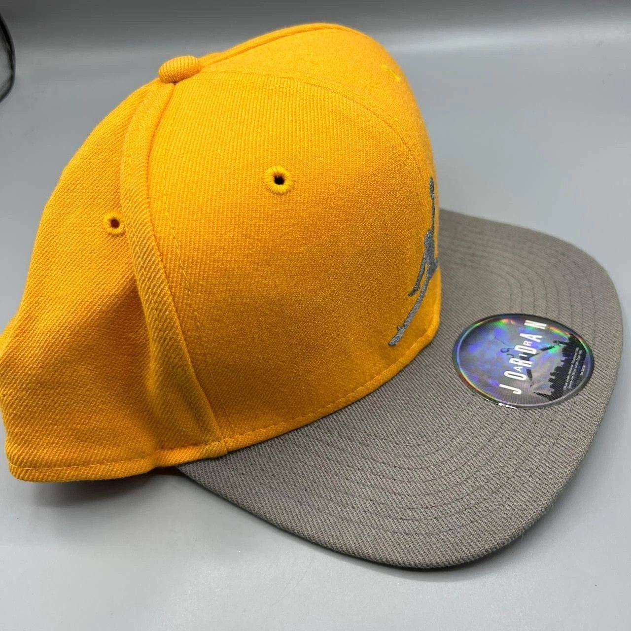 Jordan Brand Air Jordan Hat Men Embroidered Jumpman Snap Back Cap Size ONE SIZE - 6 Thumbnail
