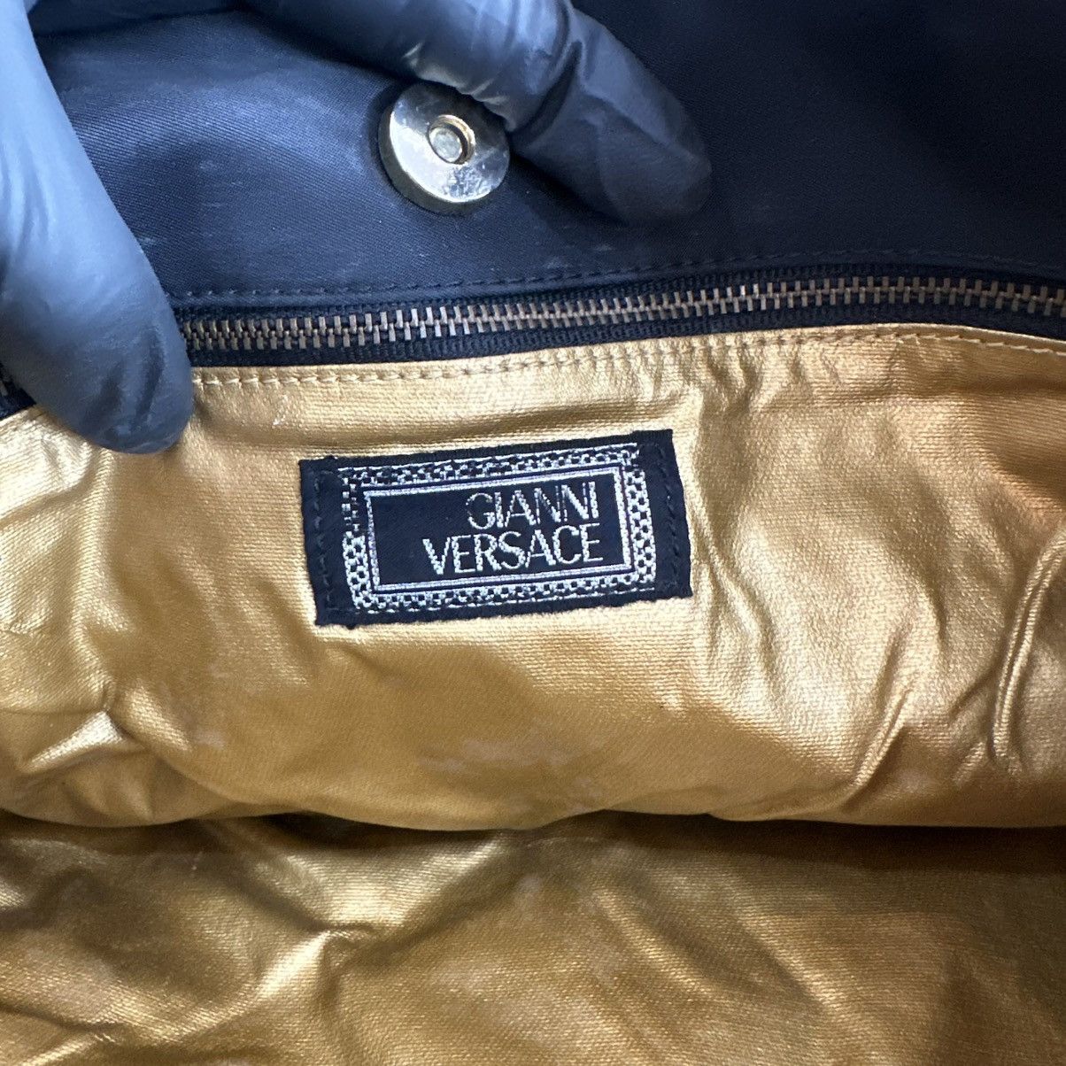 Versace Vintage Gianni Versace Nylon Shoulder Bag Size ONE SIZE - 5 Thumbnail