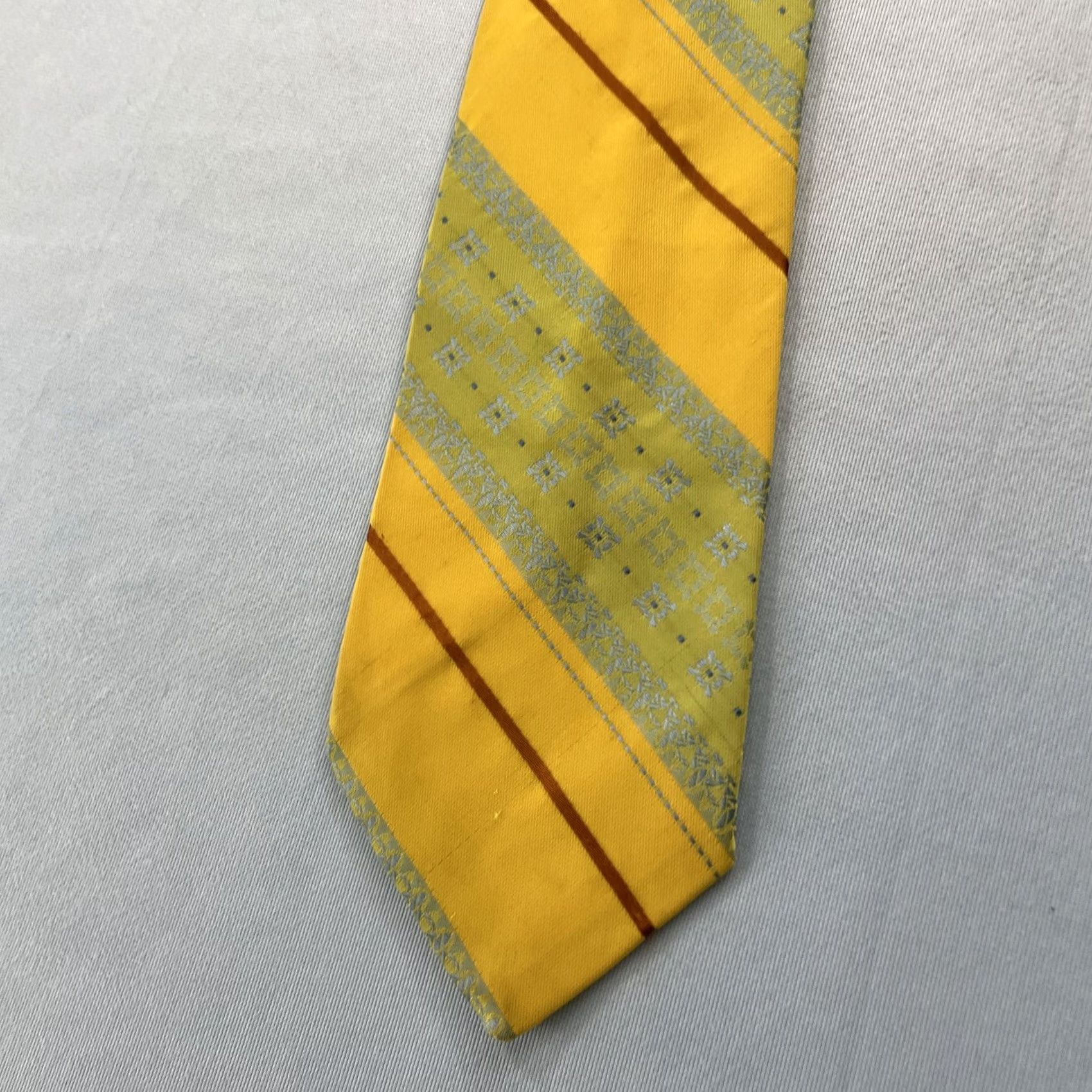 Vintage VTG Trevira Cornel Swing Tie Southwest Rockabilly Stripe Yellow Green 4x57 Capsule Necktie Mens Size ONE SIZE - 3 Thumbnail