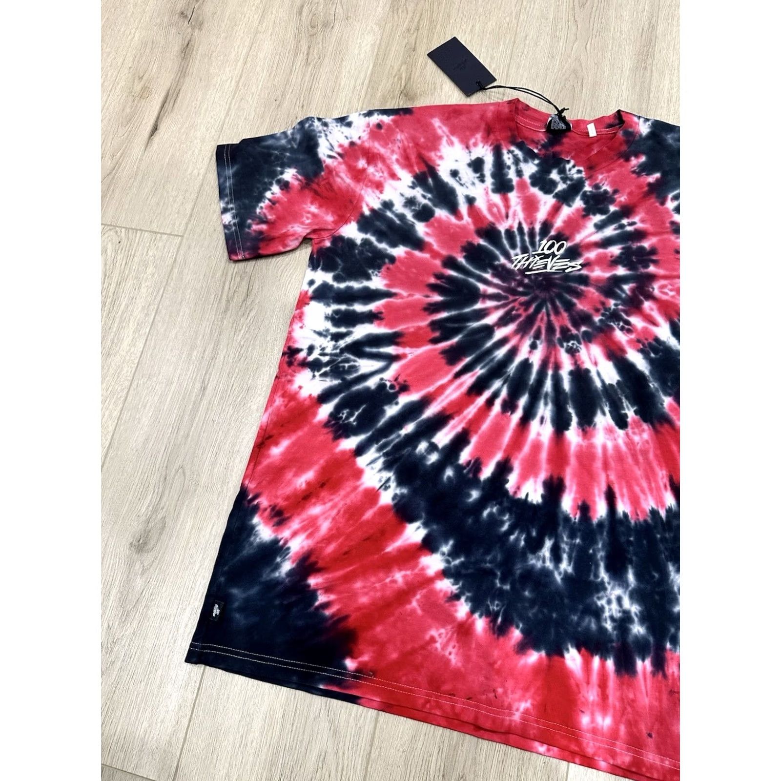 100 Thieves NWT 100 Thieves Jam Red/Black Men’s T-Shirt XL Crew Neck Short Sleeve Cotton Logo Multicolor 100 Thieves Jam Theme Size US XL / EU 56 / 4 - 3 Thumbnail