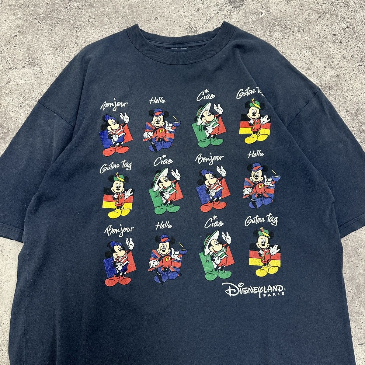 Disney Vintage 90s Disneyland Paris Hello Mickey Mouse tee Europe Size US XL / EU 56 / 4 - 4 Thumbnail