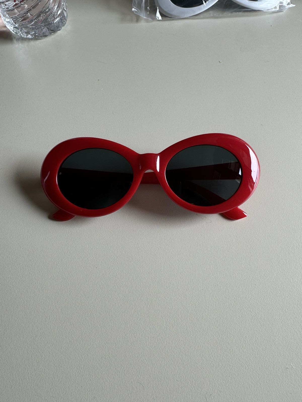 Vintage Clout Goggles Kurt Cobain Sunglasses red Size ONE SIZE - 1 Thumbnail