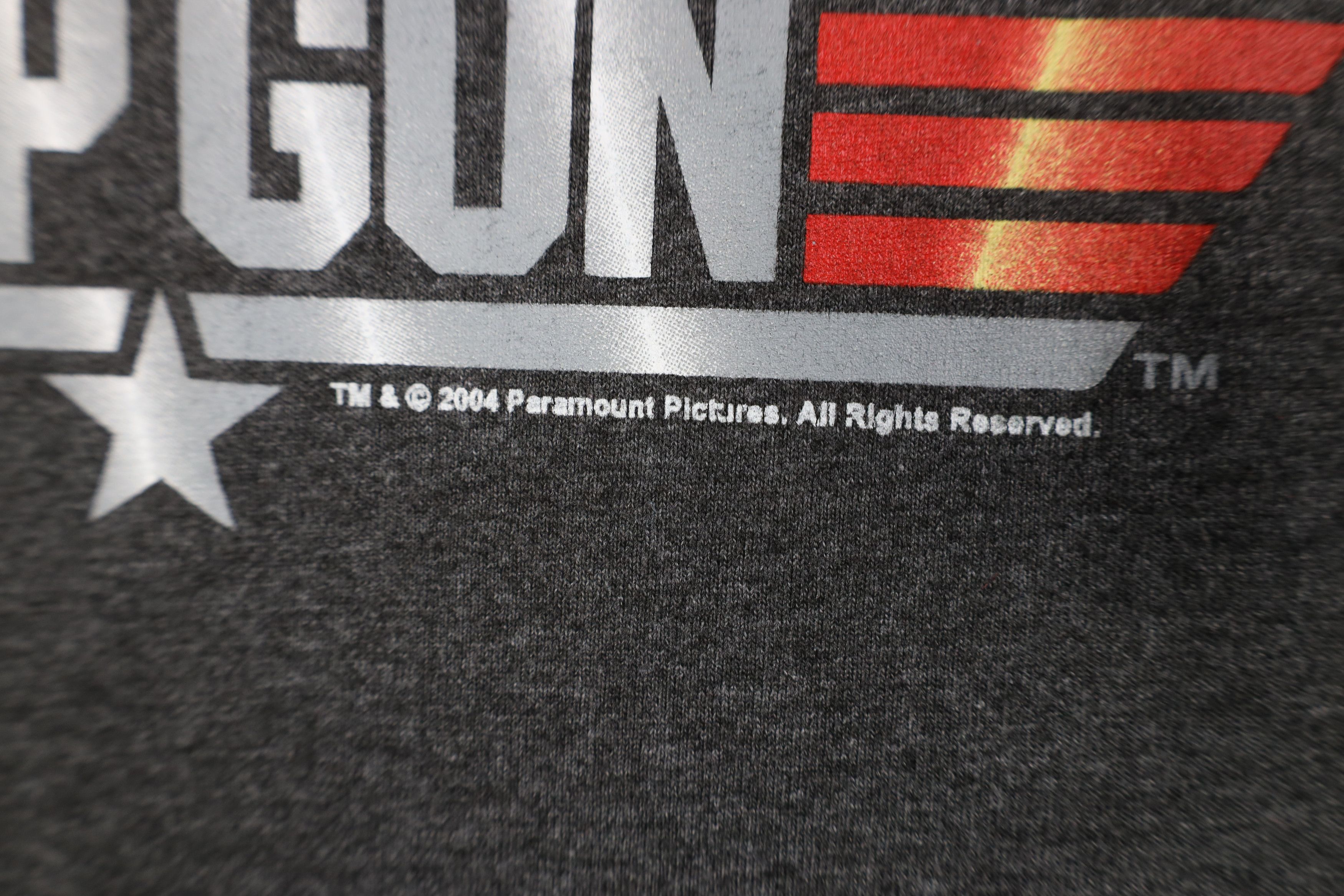 Vintage Vintage Y2K 2004 Spell Top Gun Movie Wingman T-Shirt Gray Size US XL / EU 56 / 4 - 5 Thumbnail