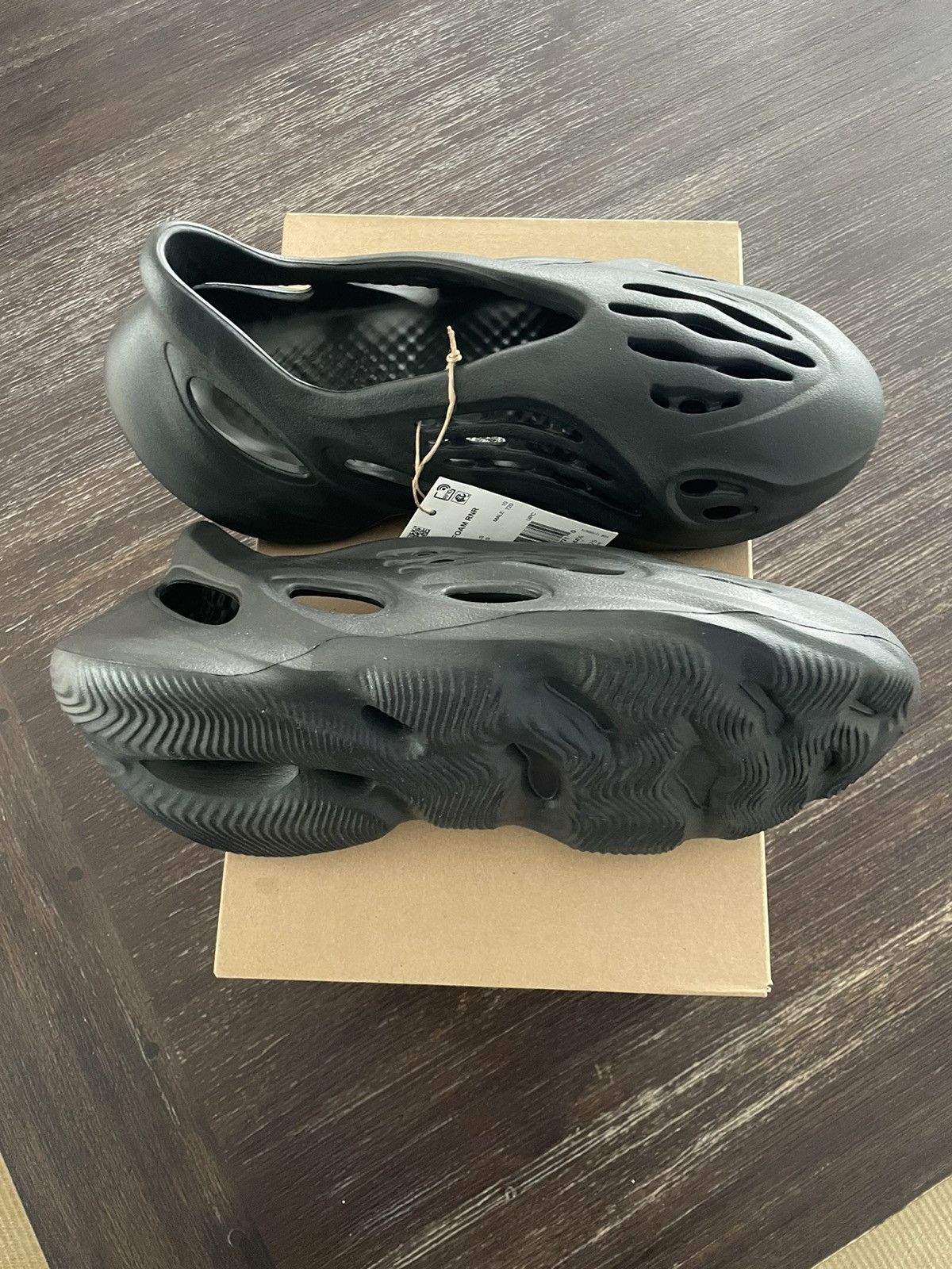 Adidas × Yeezy Yeezy Foam RNR Size US 10 / EU 43 - 1 Thumbnail