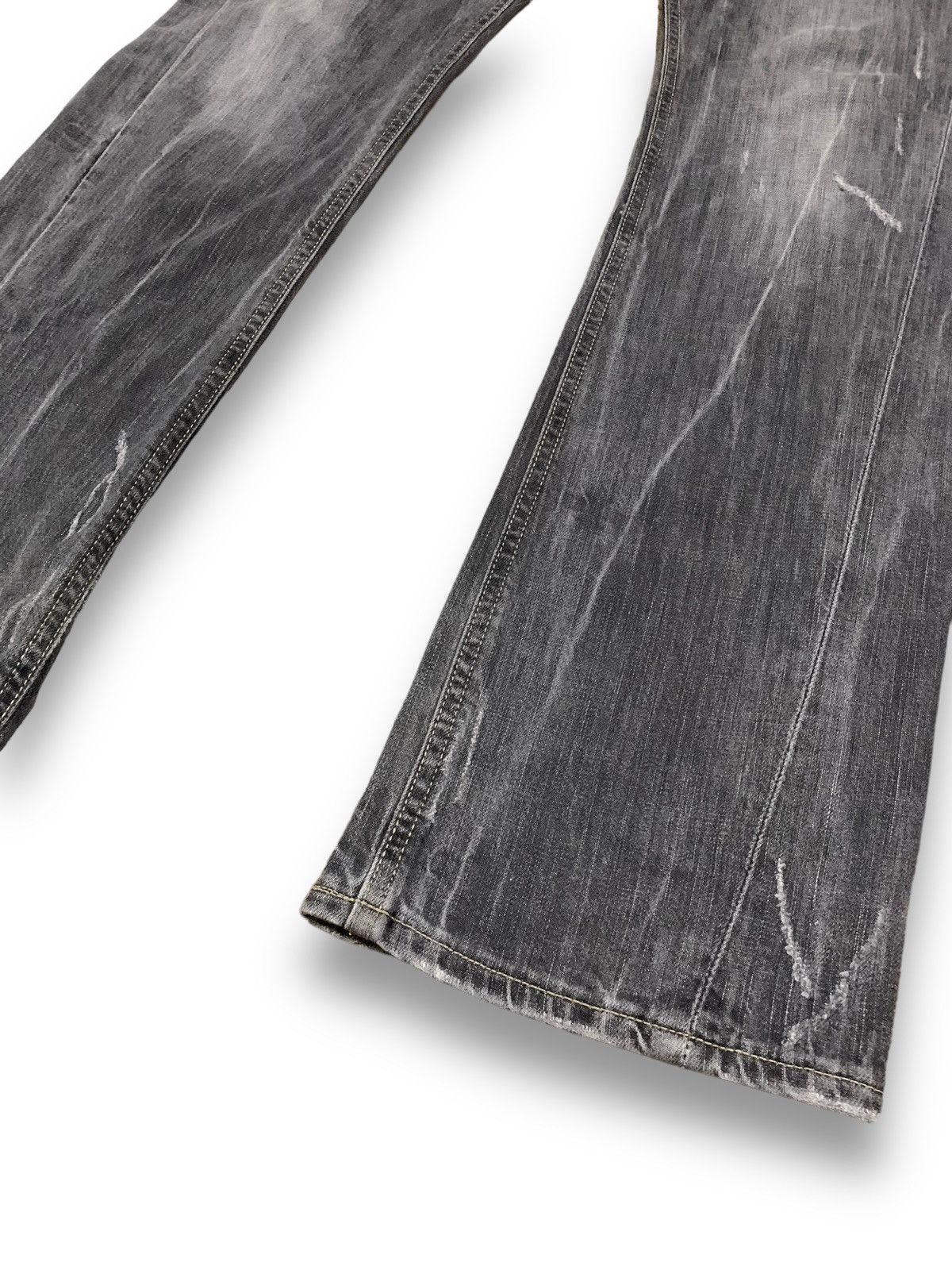 Undercover × Uniqlo Vintage Uniqlo Faded Wash Slim Bootcut Grunge Jeans Size US 31 - 11 Thumbnail