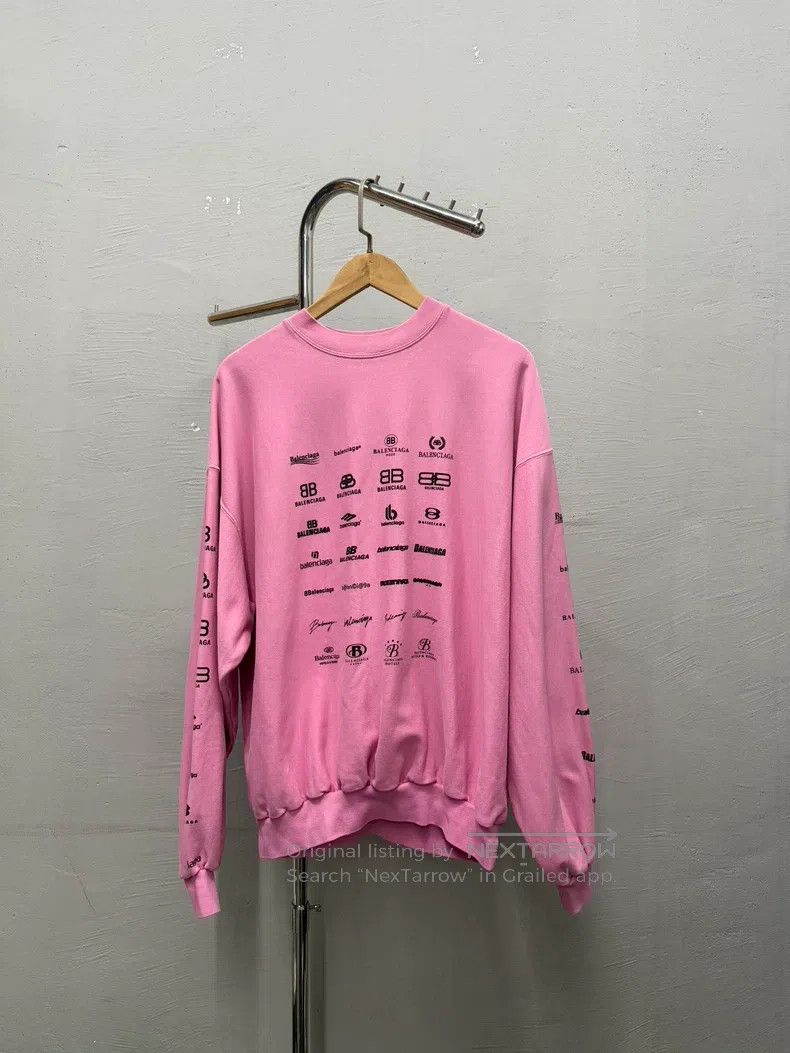Balenciaga Balenciaga Pink Full Print Logo Sweater Size US S / EU 44-46 / 1 - 1 Thumbnail