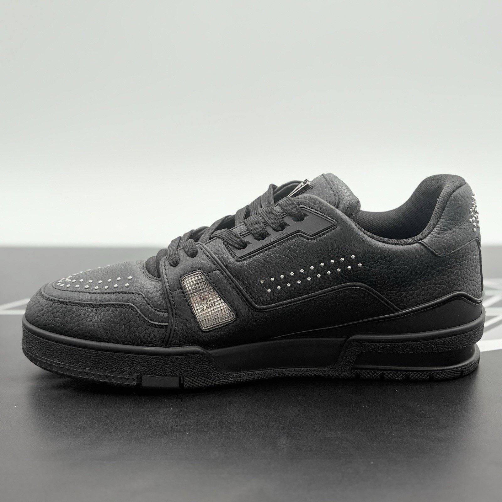 Louis Vuitton 9-9.5 Louis Vuitton Studded Trainer ' Black ' | SUPER CLEAN! Size US 9 / EU 42 - 4 Thumbnail