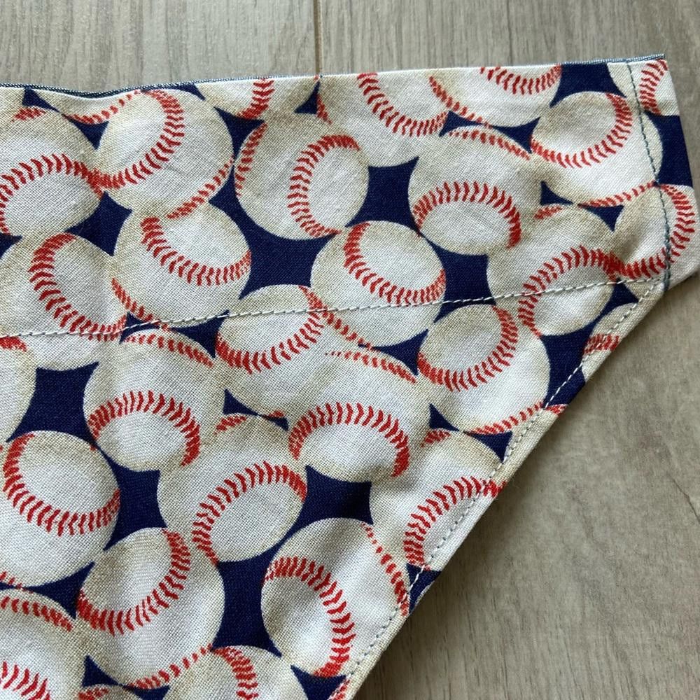 Designer St Louis Cardinals Dog Bandana Size ONE SIZE - 4 Thumbnail