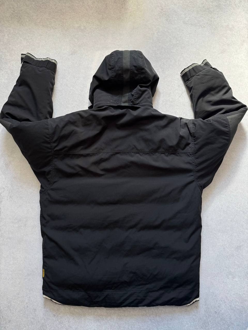 Armani Vintage Armani Jeans Oversized Down Puffer Jacket with Hood Size US M / EU 48-50 / 2 - 2 Thumbnail