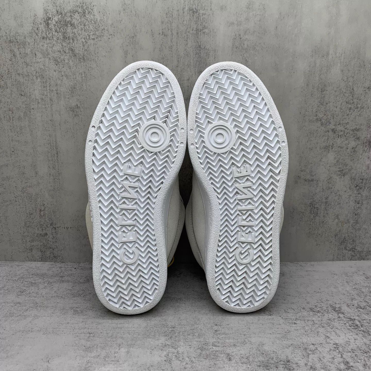 Celine CELINE White Bread Sneaker 37 99 new Size US 6.5 / IT 36.5 - 7 Thumbnail