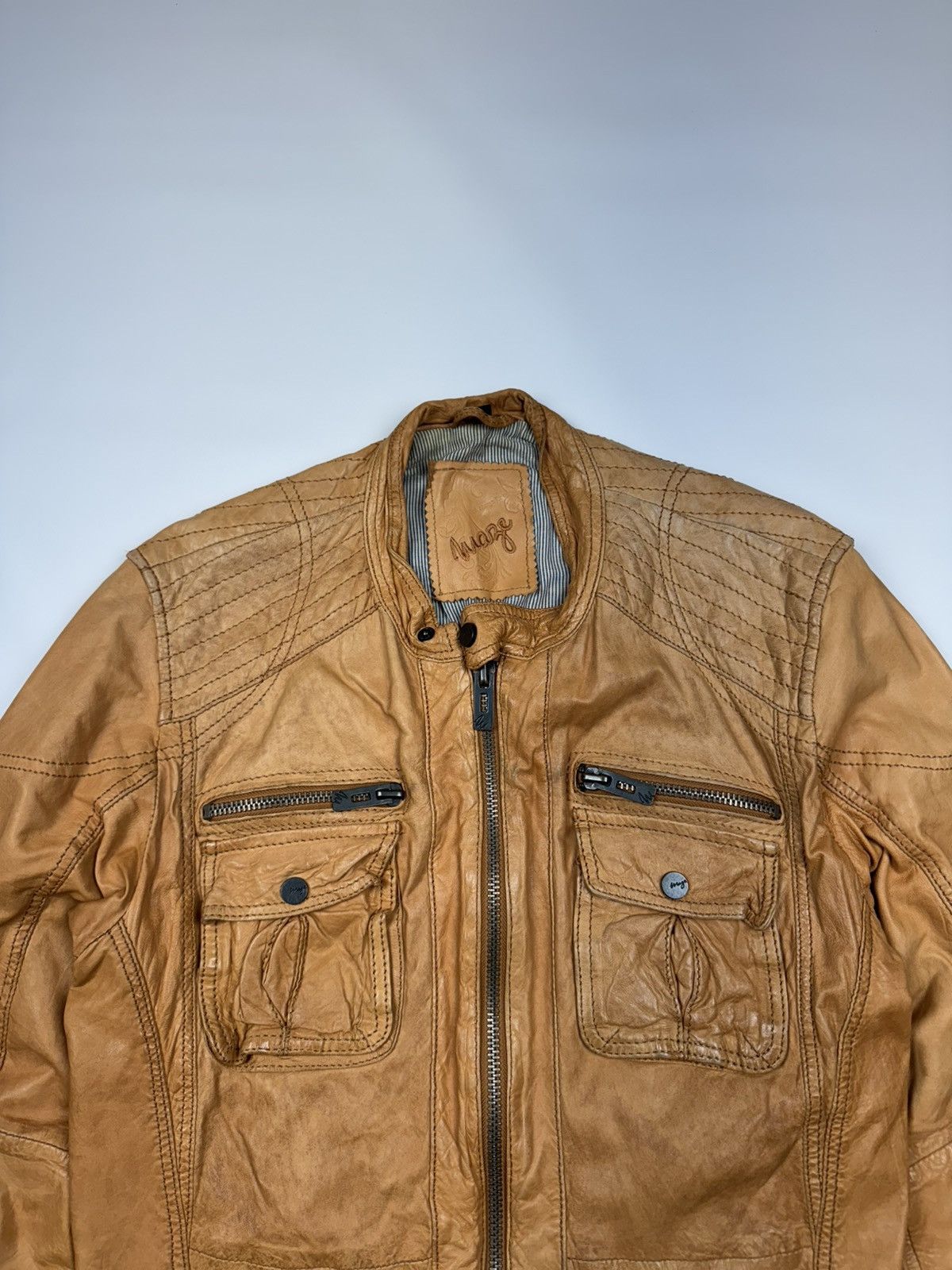 Vintage Vintage Y2k Distressed Leather Biker Jacket Size US L / EU 52-54 / 3 - 3 Thumbnail