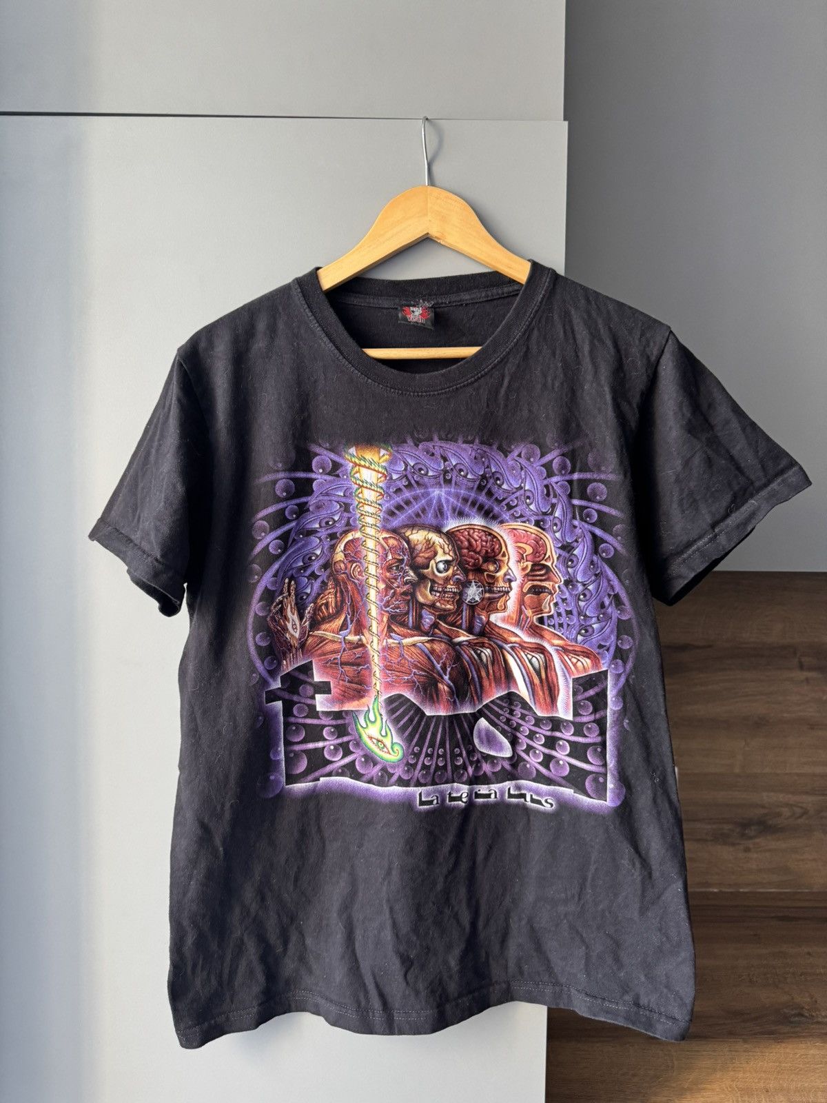 Band Tees Vintage Tool Shirt 2001 Vintage Band Tees Nine Inch Nails Size US M / EU 48-50 / 2 - 1 Thumbnail