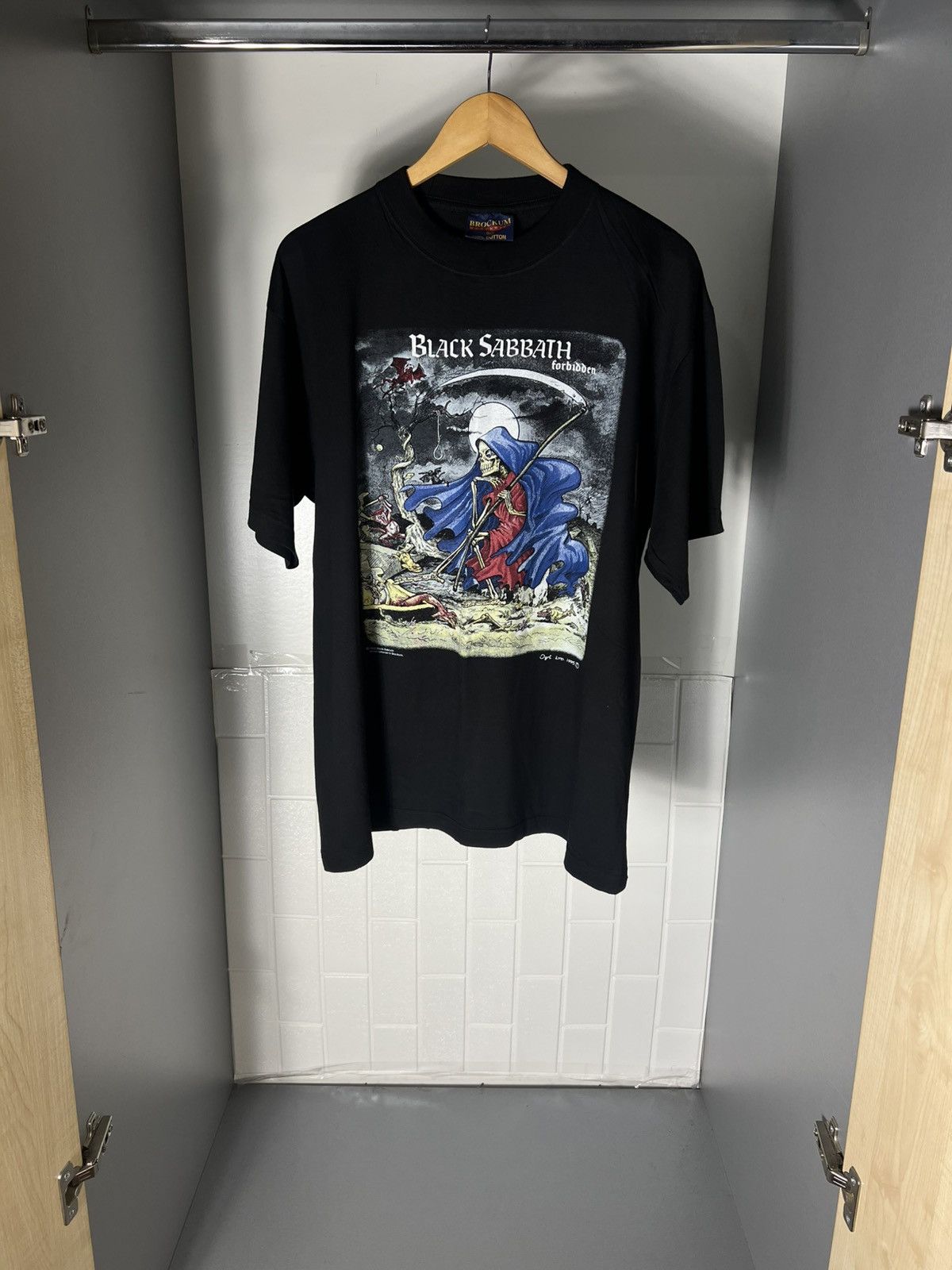 Band Tees VINTAGE BROCKUM BLACK SABBATH 1995 ALBUM TOUR ROCK T-SHIRT Size US XL / EU 56 / 4 - 1 Thumbnail