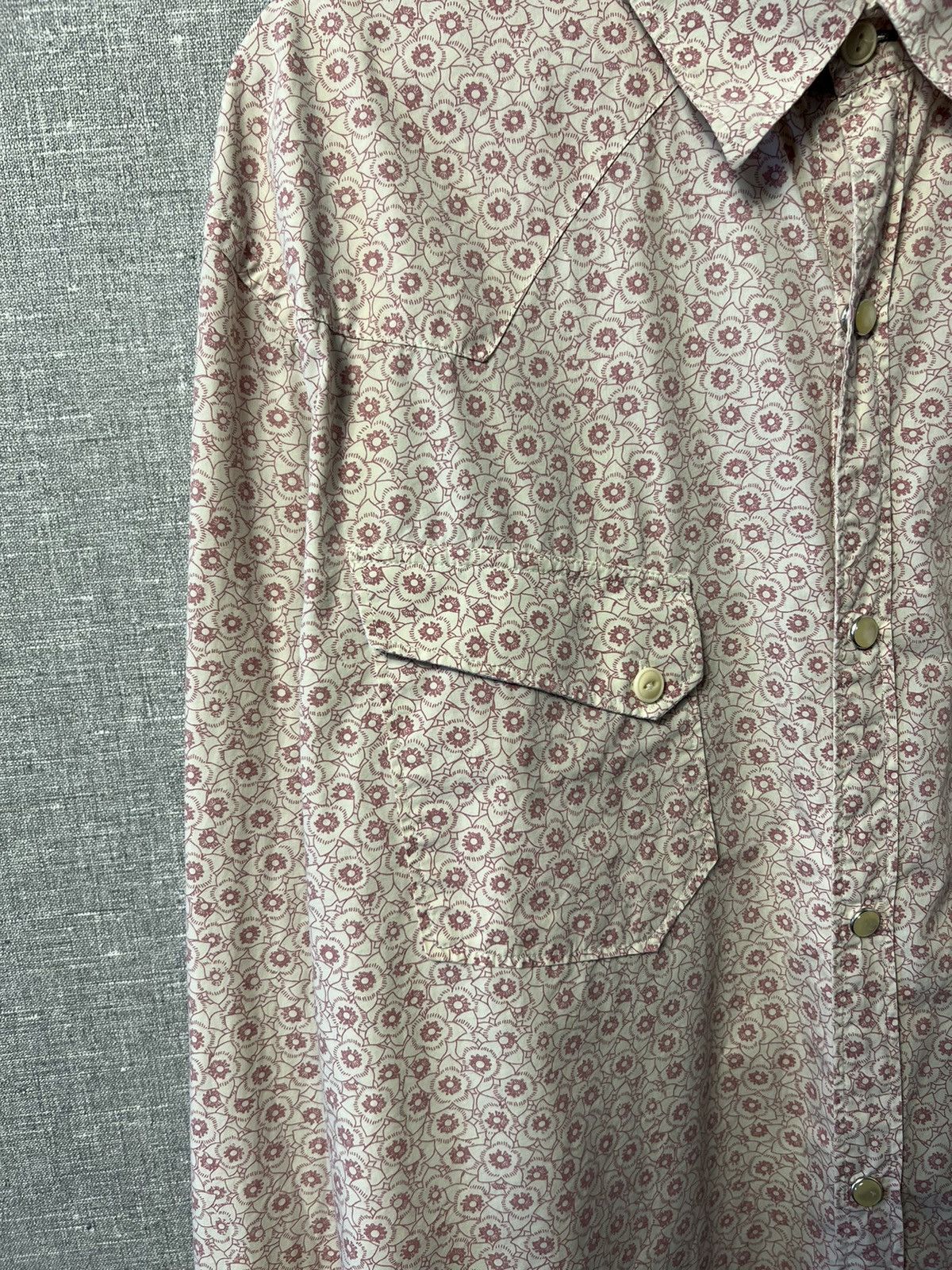 Paul Smith Paul Smith Flowers All Over Printed Button Up Shirt Size US XL / EU 56 / 4 - 3 Thumbnail