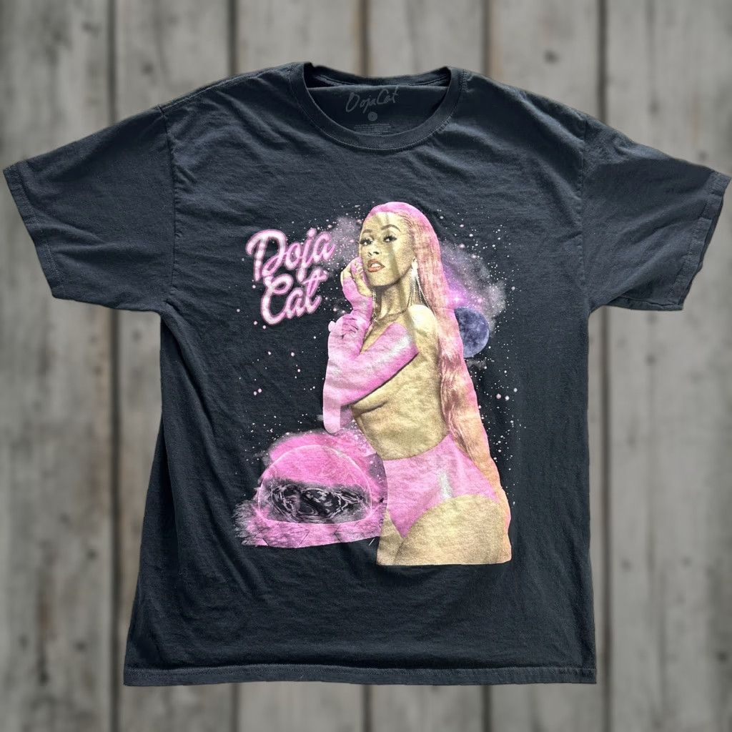 Vintage Doja Cat Shirt Mens Extra Large Black Pink Graphic Concert Tour Music Tee Size US XL / EU 56 / 4 - 1 Thumbnail