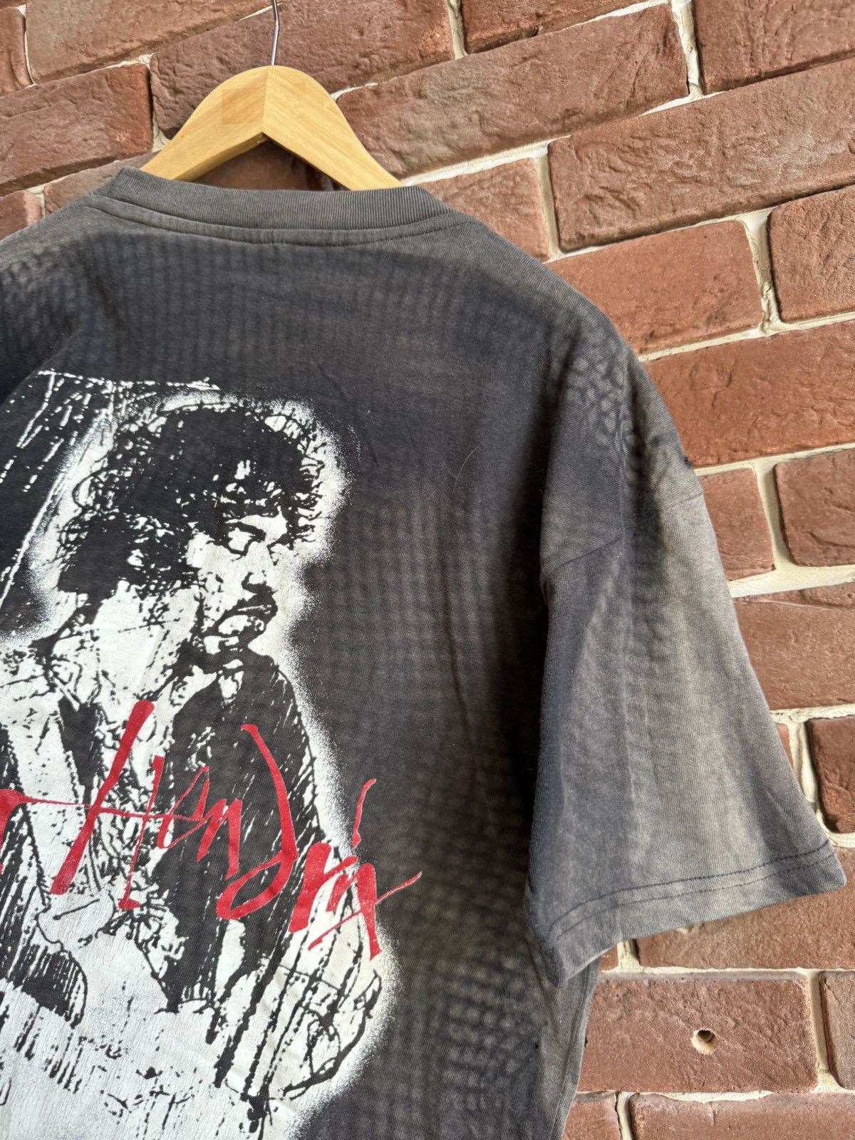 Vintage Vintage 90s Jimi Hendrix Faded Band Rock Black T-shirt l Size US L / EU 52-54 / 3 - 11 Thumbnail