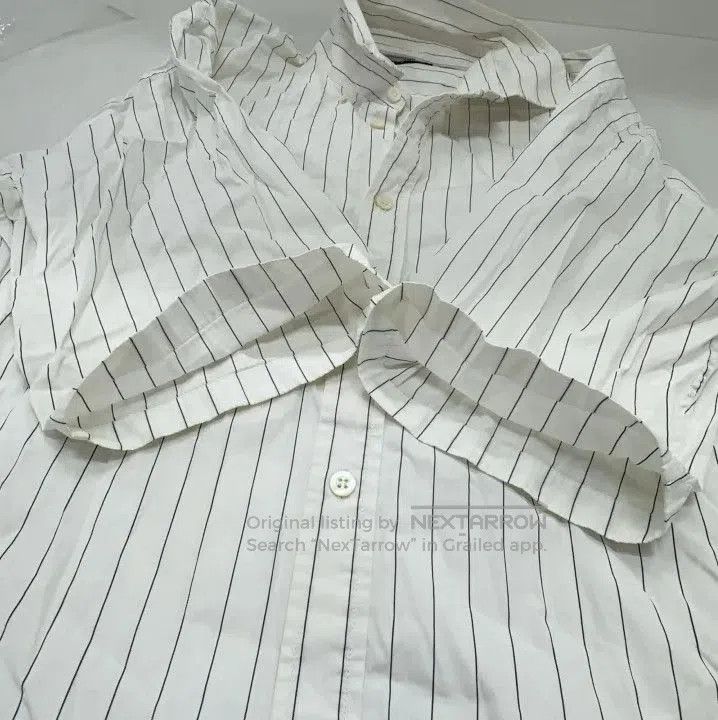 Balenciaga Balenciaga Striped Logo Short Sleeve Shirt. Size US S / EU 44-46 / 1 - 5 Thumbnail
