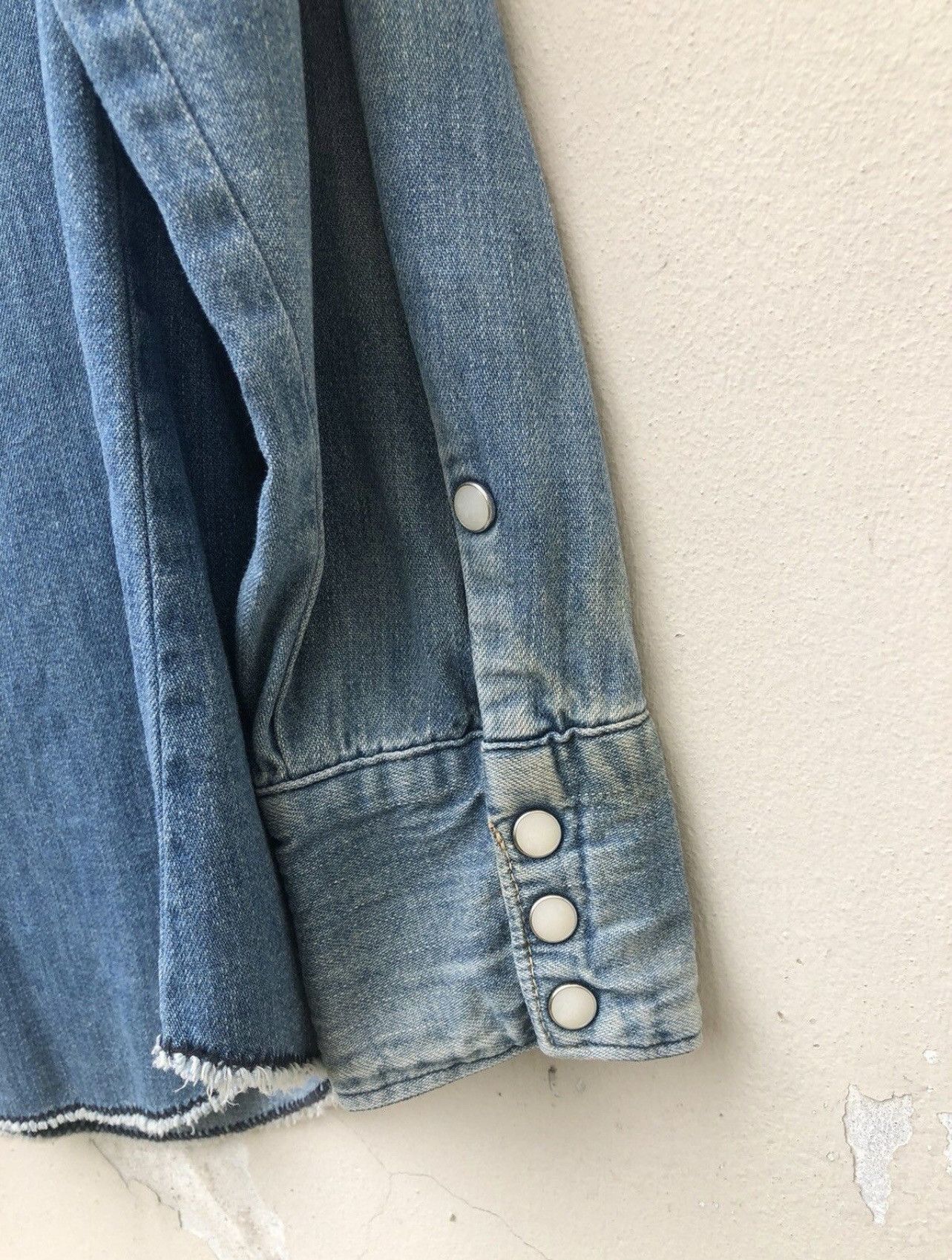 Blue Blue Japan Vintage Blue Blue Japan Mud Wash Denim Western Shirt Size US S / EU 44-46 / 1 - 18 Thumbnail