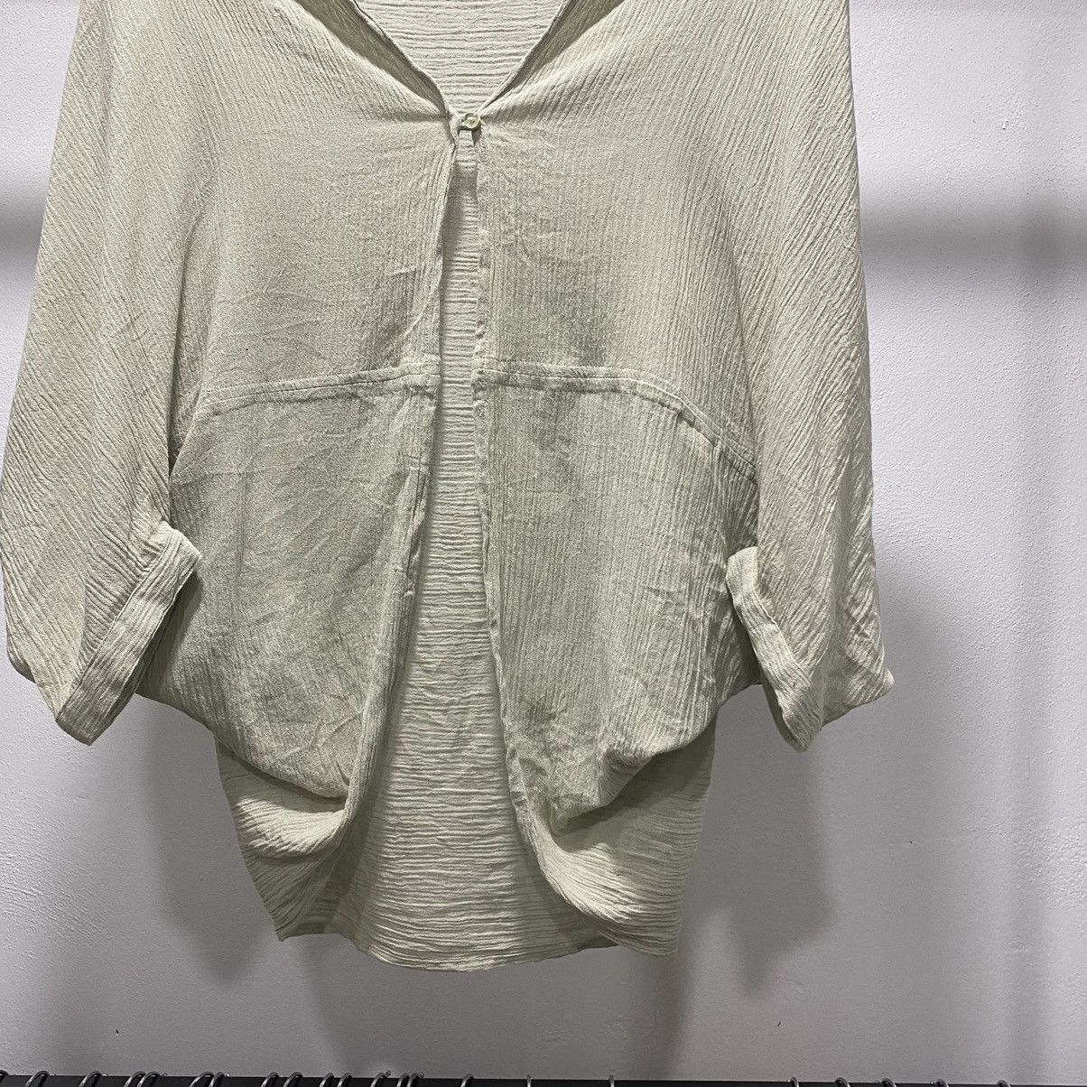 Issey Miyake × Japanese Brand × Vintage 💥Issey Miyake Pleats Please Homme Plisse Style Cardigan 90s Size US M / EU 48-50 / 2 - 2 Thumbnail