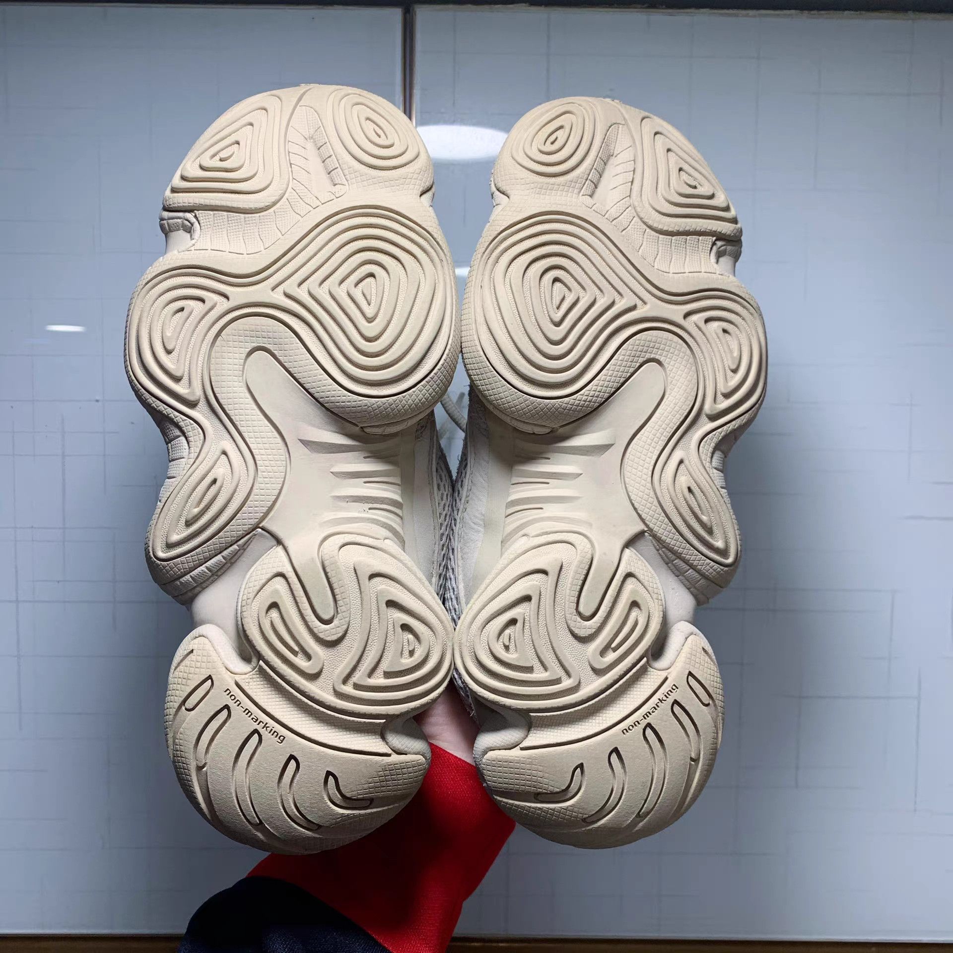 Yeezy Yeezy 500 Blush Size US 7 / IT 37 - 5 Thumbnail