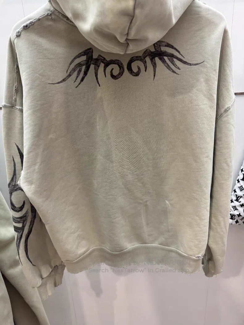 Balenciaga Balenciaga Sweatshirt Size US S / EU 44-46 / 1 - 5 Thumbnail
