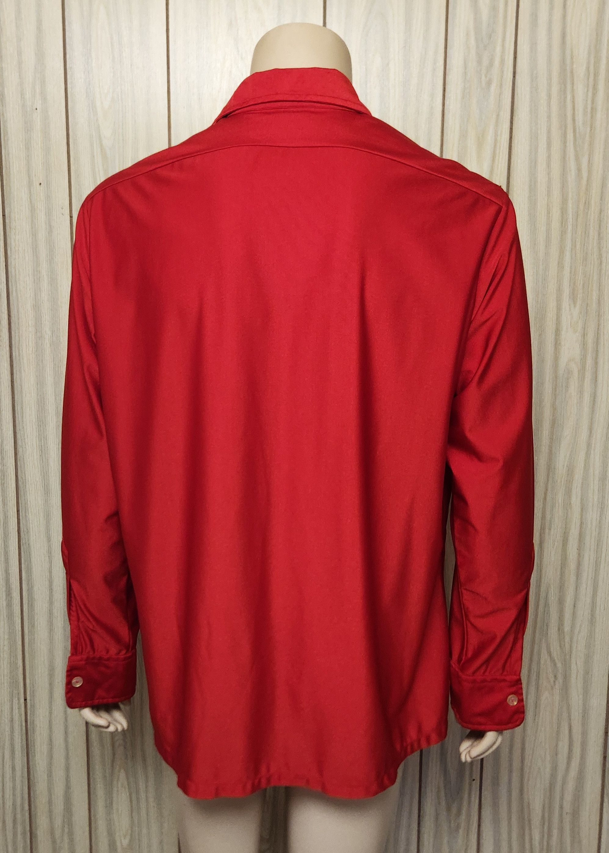 Vintage red disco shirt XL men s 1970s Qiana Size US XL / EU 56 / 4 - 7 Thumbnail