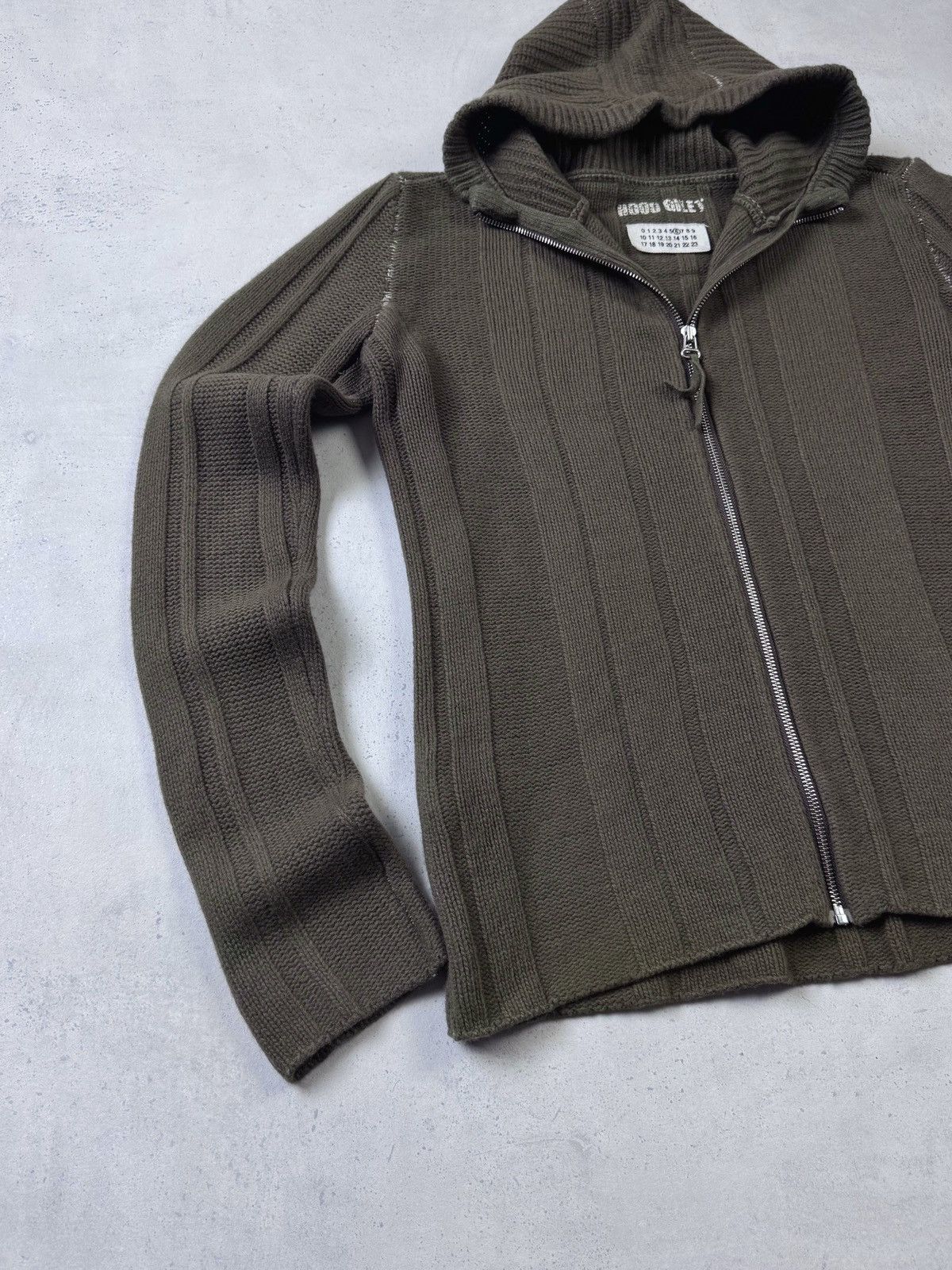 Maison Margiela Vintage 2004 Maison Margiela Hood Gilet Size US L / EU 52-54 / 3 - 5 Thumbnail