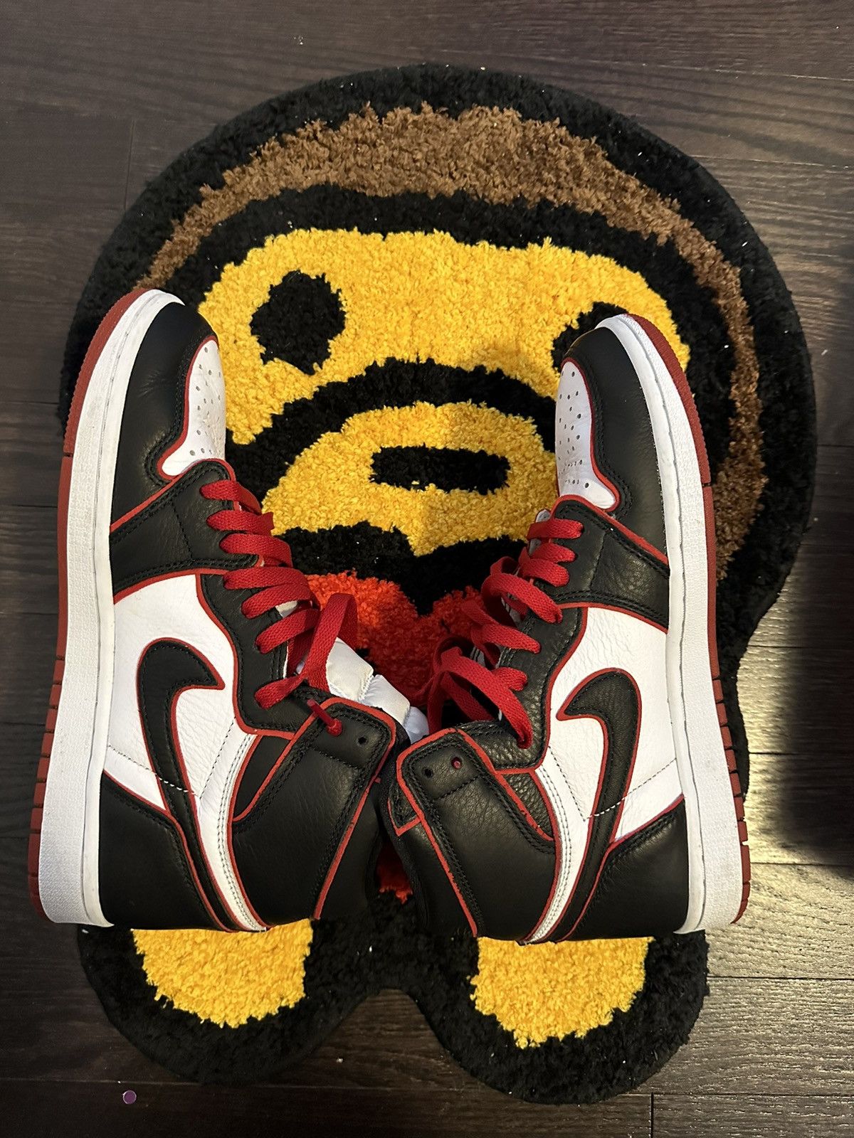 Jordan Brand Jordan 1 OG High Bloodline Size US 8 / EU 41 - 2 Thumbnail
