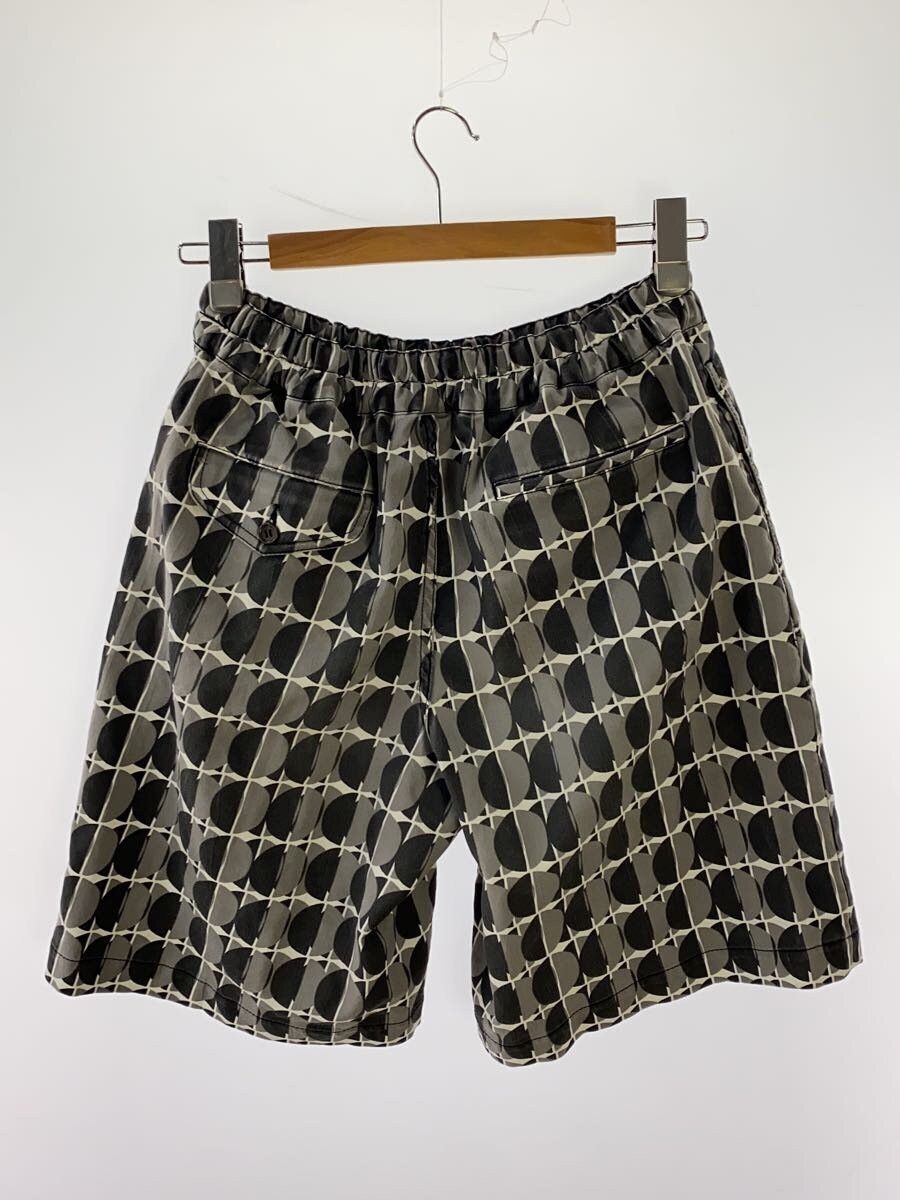 Circle Pattern Shorts