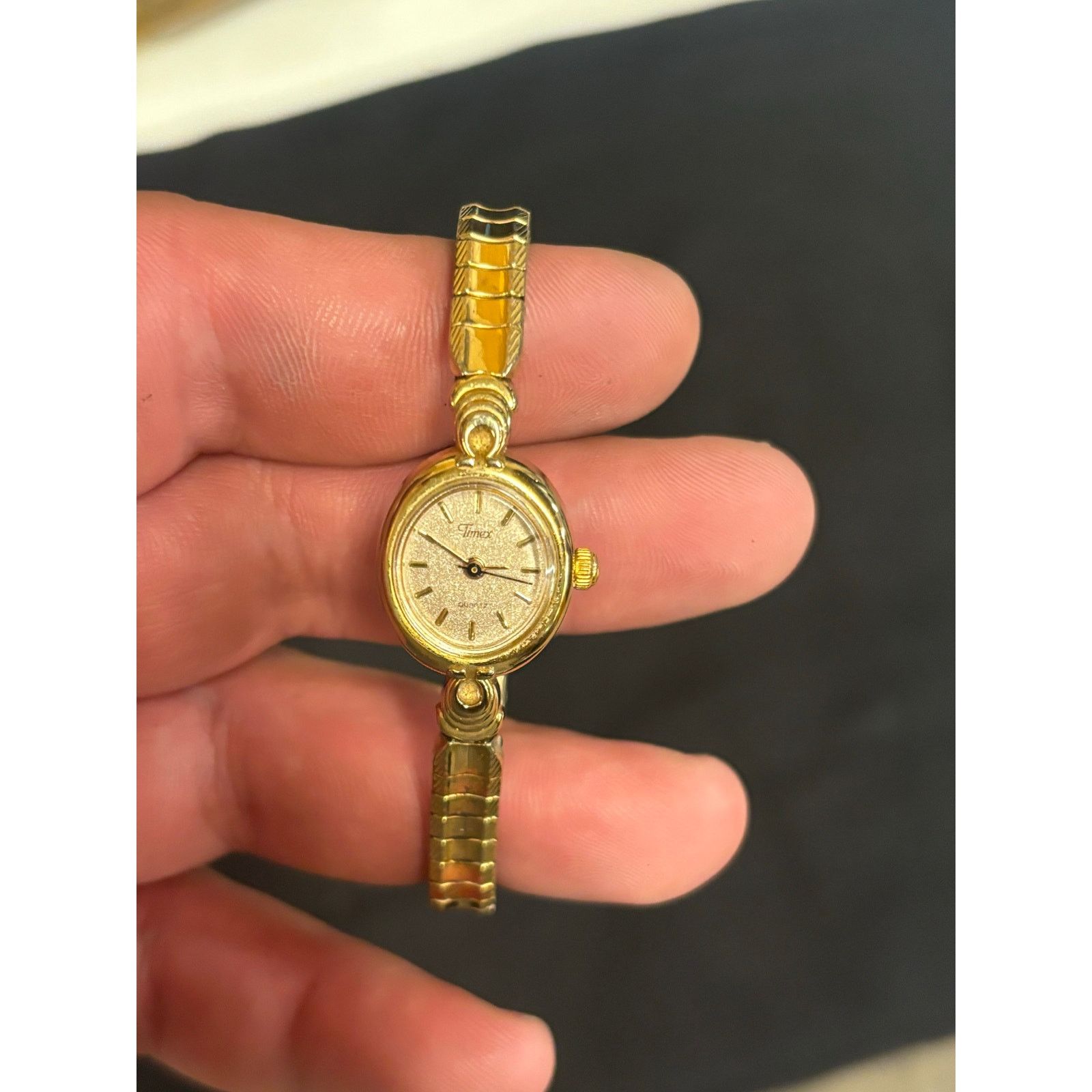 Timex Timex Gold Tone Women’s Watch! New Battery! Size ONE SIZE - 2 Thumbnail