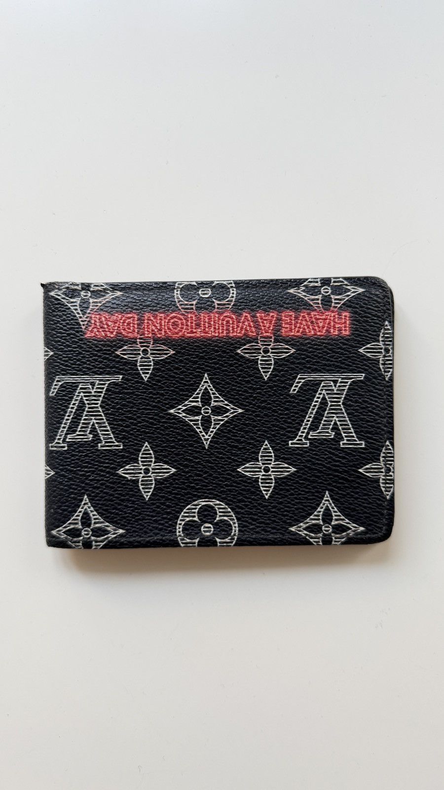 Louis Vuitton **RARE** Louis Vuitton Upside Down Ink Wallet Monogram Size ONE SIZE - 4 Thumbnail