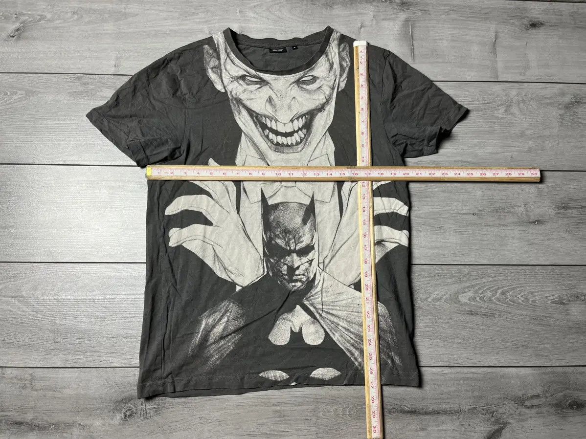 DC Comics Batman T-shirt all print joker batman size Medium Size US M / EU 48-50 / 2 - 5 Thumbnail