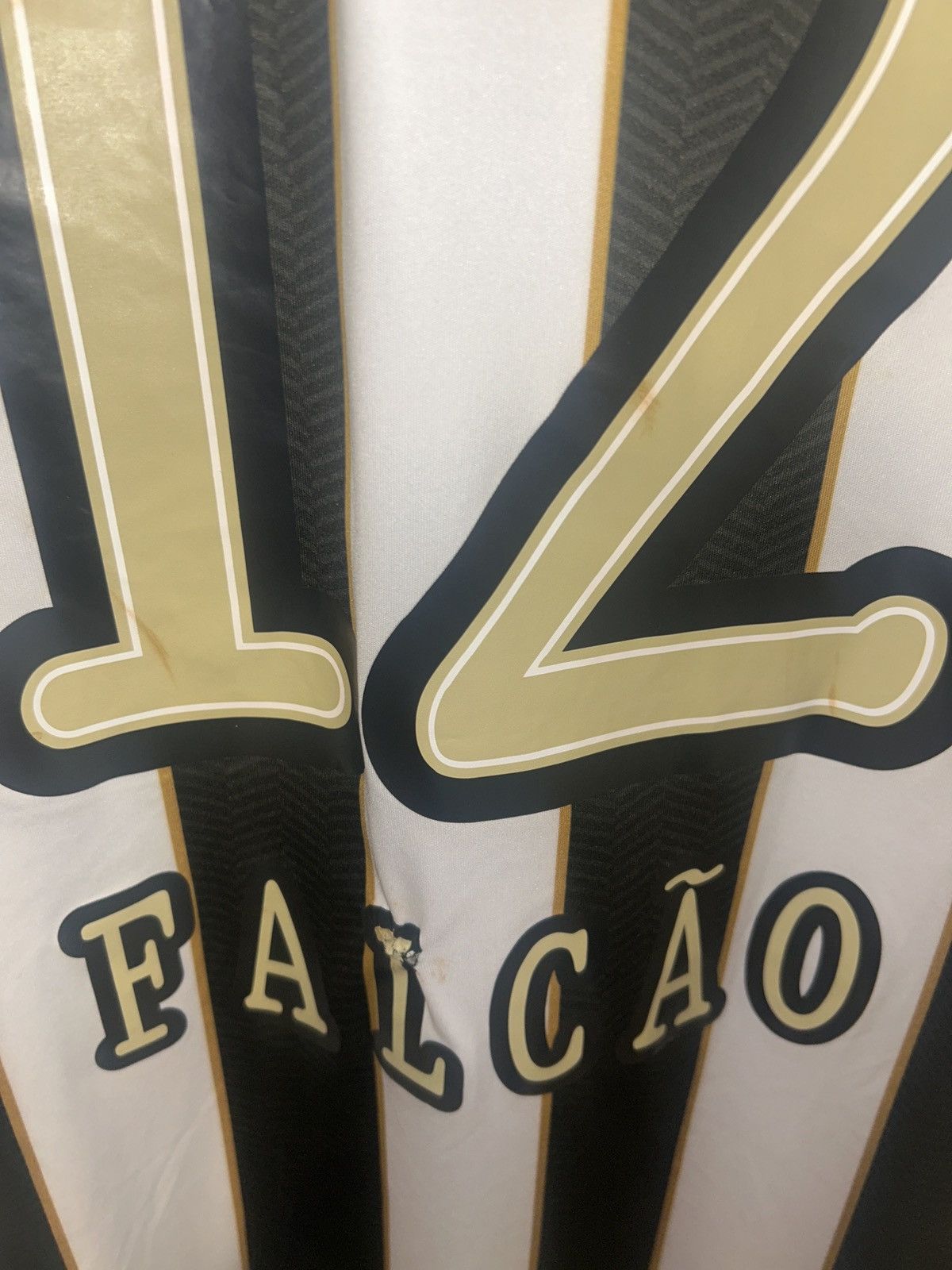 Umbro Brazil Santos FC (Falcão #12) Jersey Size US XL / EU 56 / 4 - 1 Thumbnail