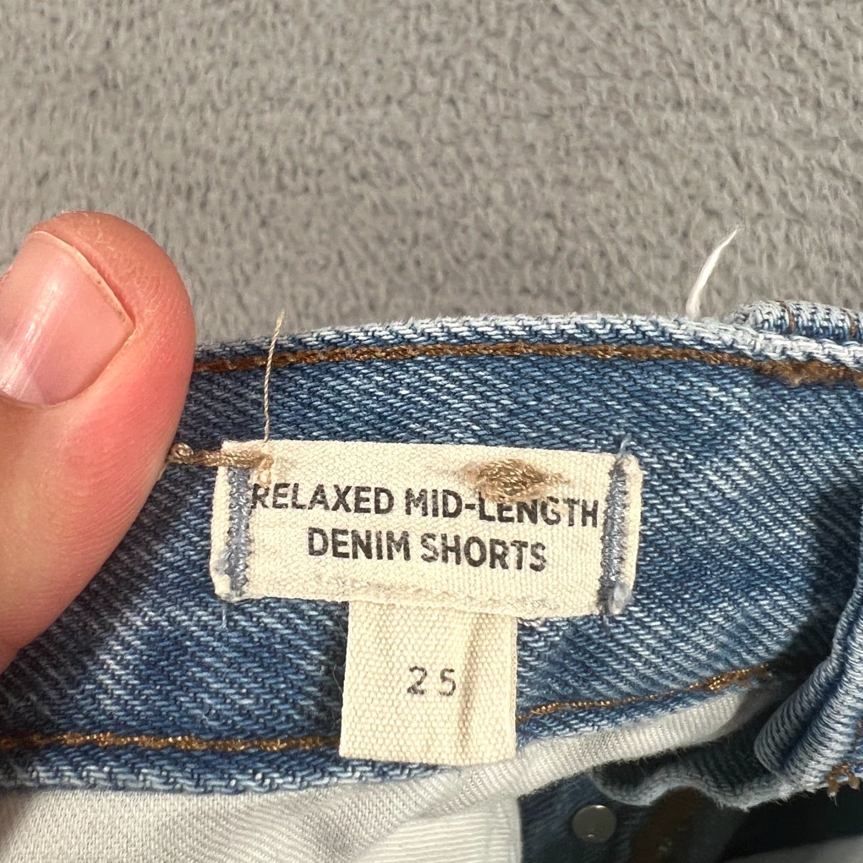 Madewell Madewell Shorts Womens 25 Relaxed Denim Cutoffs Light Wash Blue Casual Size 42" / US 20 - 6 Thumbnail