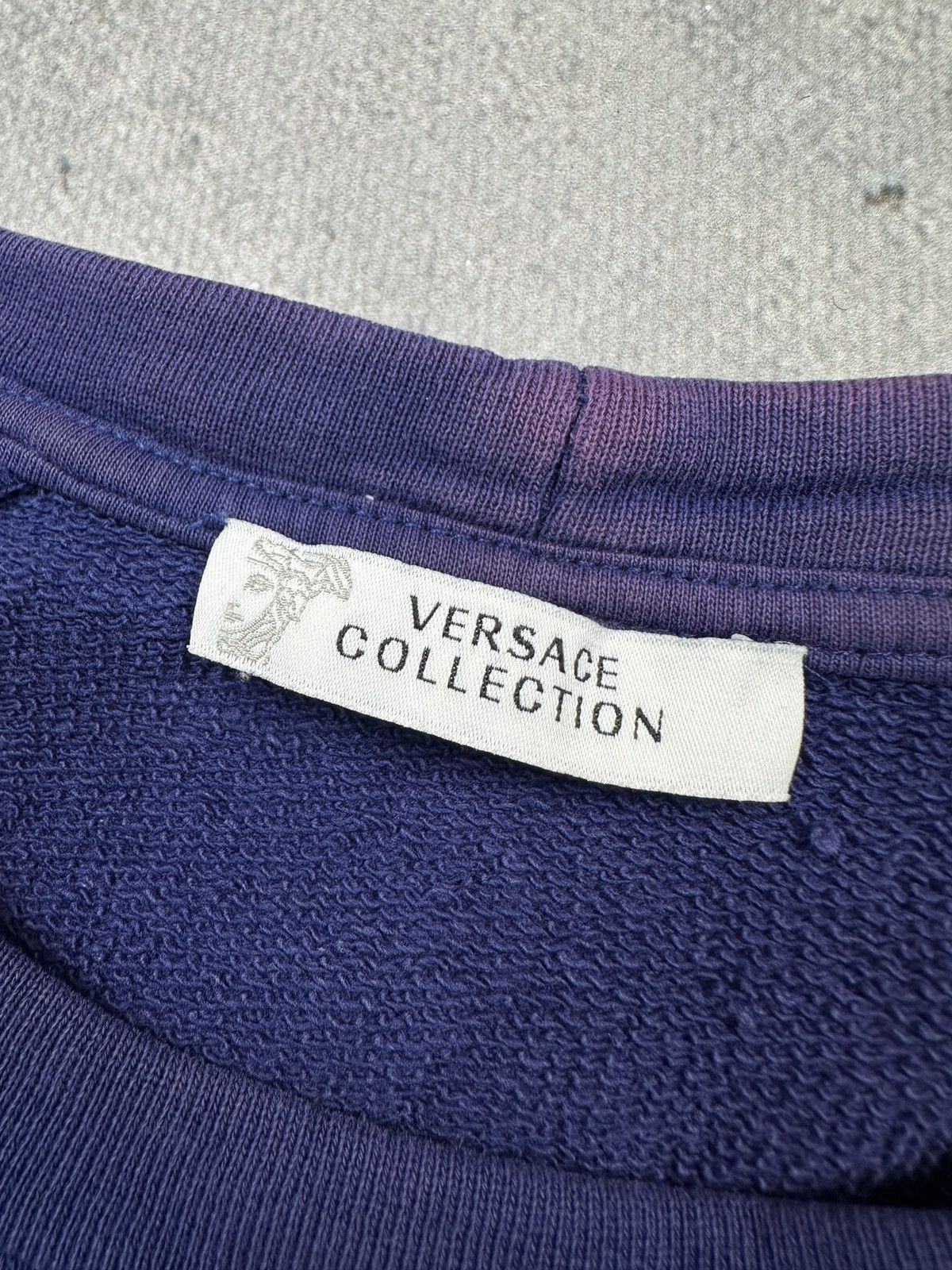 Versace Vintage Versace Blue Purple Sweatshirt Medusa Logo Crewneck Size US L / EU 52-54 / 3 - 7 Thumbnail