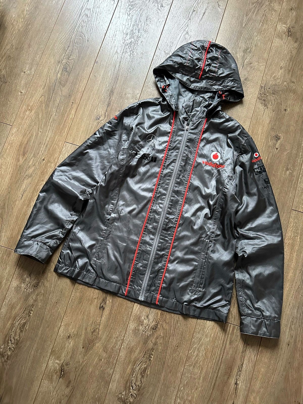 Mercedes-Benz Vodafone McLauren Mercedes Racing Jacket Size US S / EU 44-46 / 1 - 2 Thumbnail