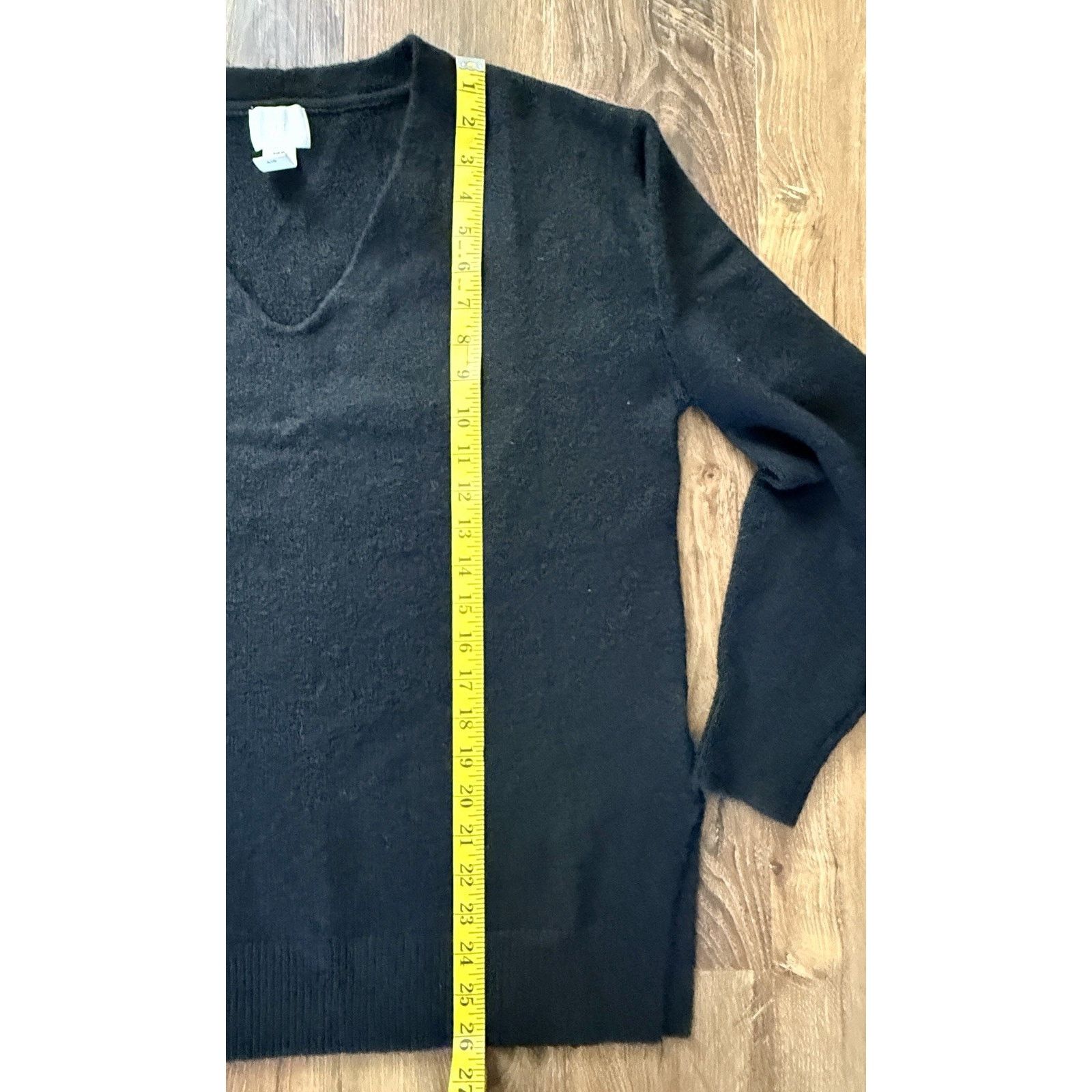 H&M H&M Sweater Womens Size XS Black V-Neck Pullover Poly, Wool Size XS / US 0-2 / IT 36-38 - 4 Thumbnail