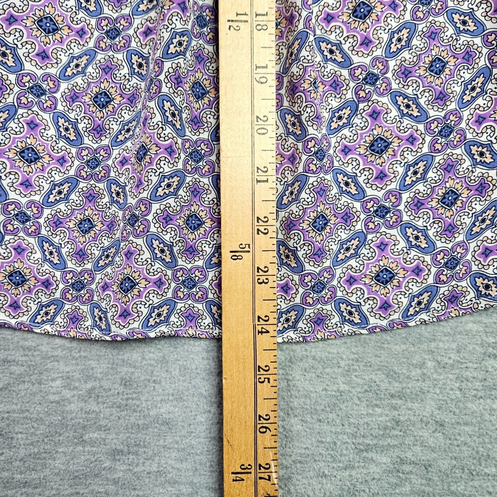 Joie Joie Womens Tank Top Purple Print Sleeveless V-Neck Size S Size S / US 4 / IT 40 - 6 Thumbnail