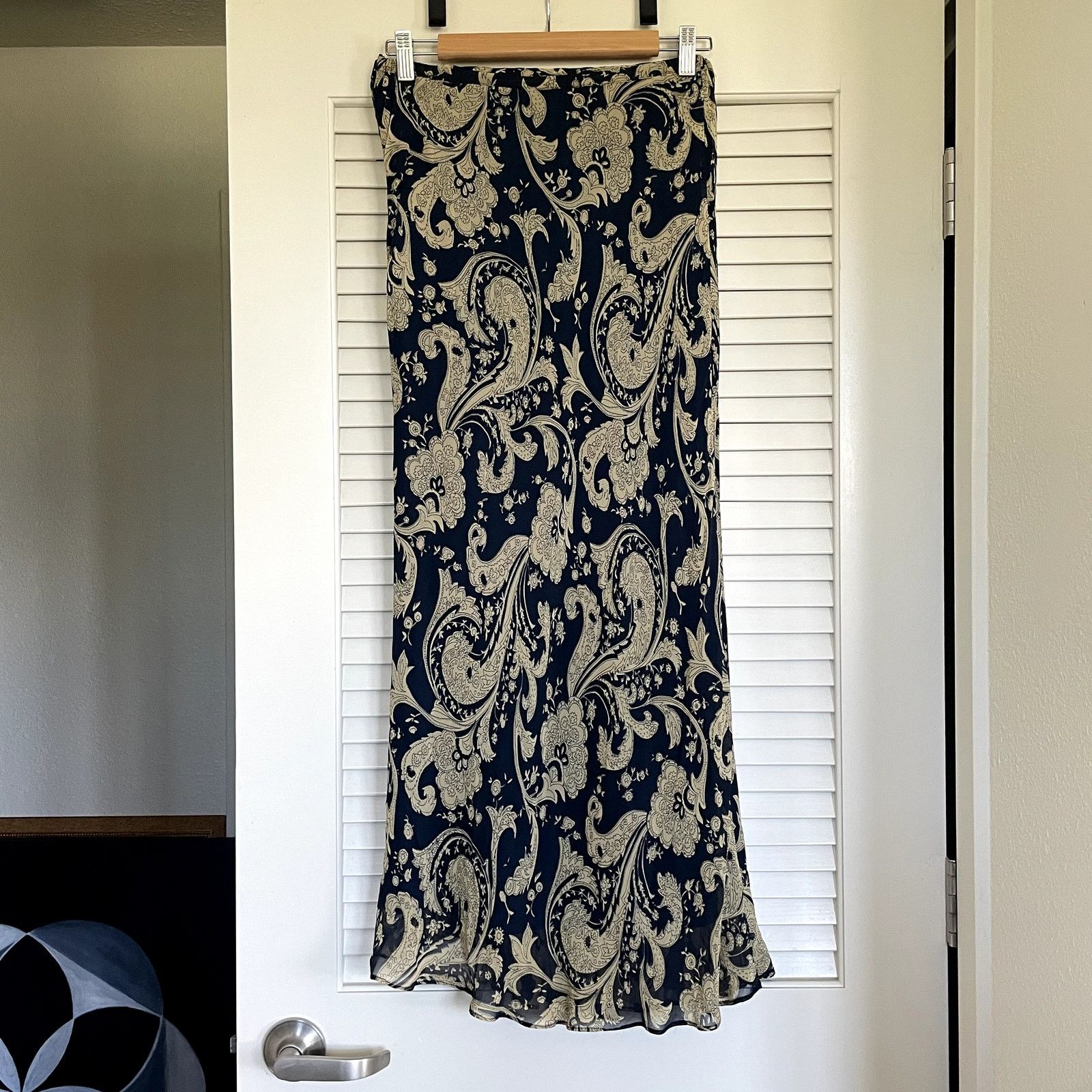 Other Vintage RJ Collection 100% Silk Paisley Lined Maxi Skirt Size 28" / US 6 / IT 42 - 4 Thumbnail