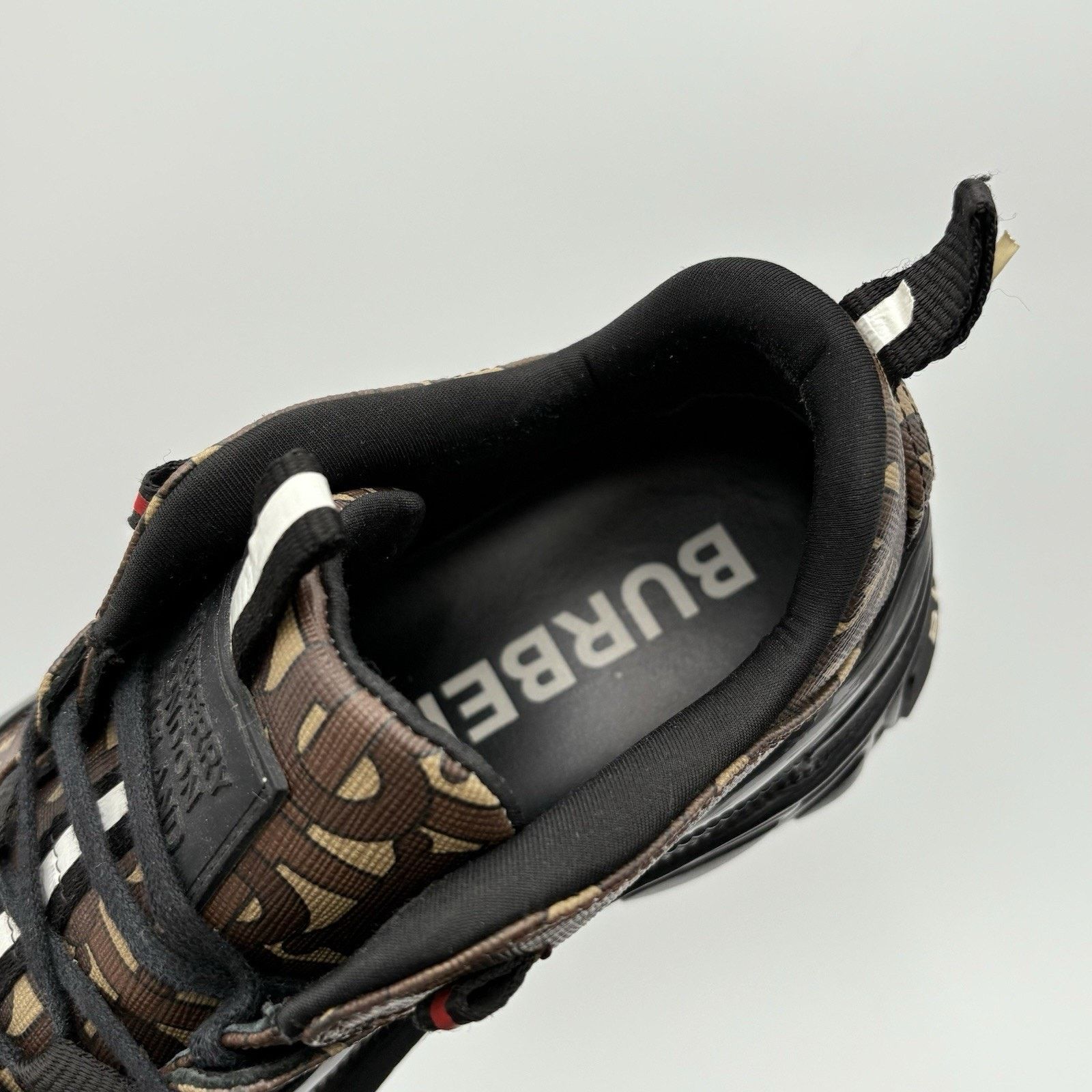 Burberry Burberry Arthur Low-Top ' Monogram Print ' | GREAT CONDITION Size US 7.5 / EU 40-41 - 6 Thumbnail