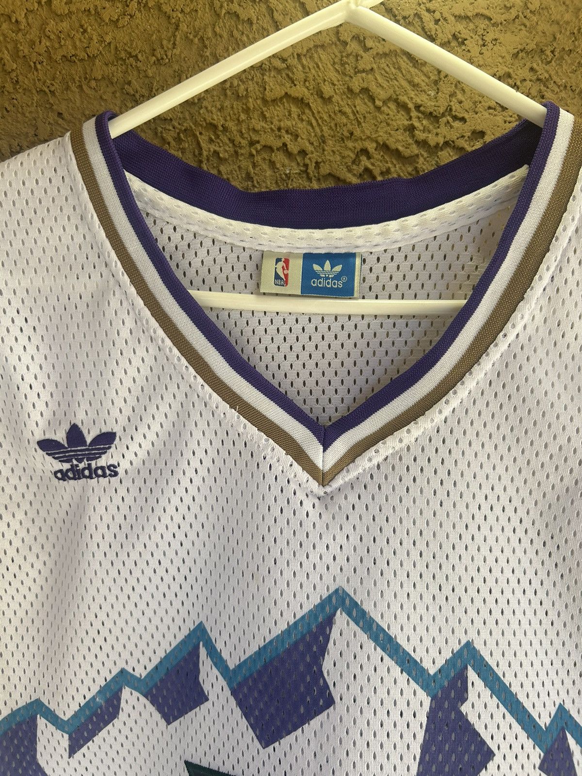 Adidas × NBA × Vintage Vintage Utah Jazz John Stockton Adidas Jersey Size US XL / EU 56 / 4 - 2 Thumbnail