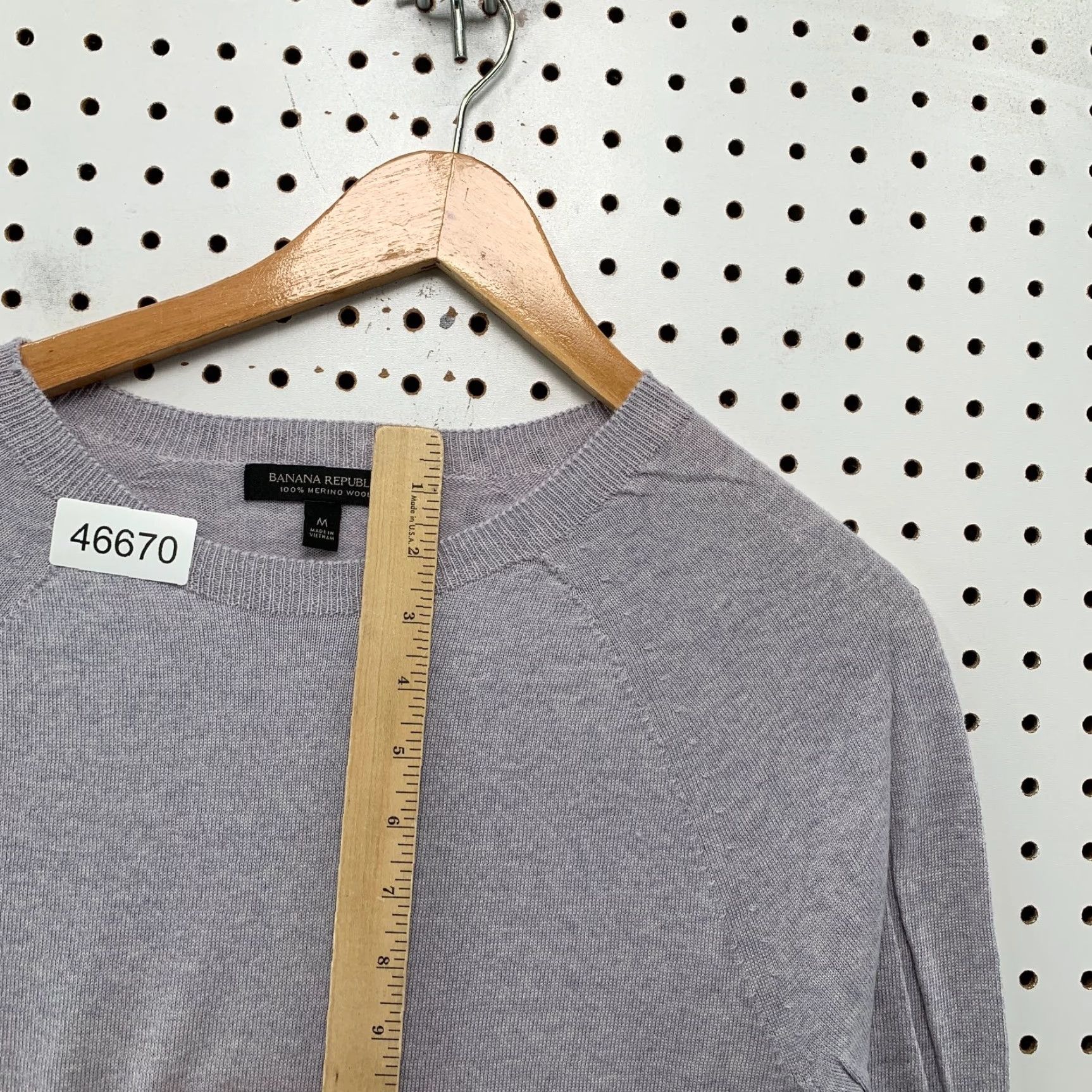 Banana Republic VINTAGE Banana Republic 100% Merino Wool Sweater Women M Gray Soft Cozy School Work Size M / US 6-8 / IT 42-44 - 7 Thumbnail