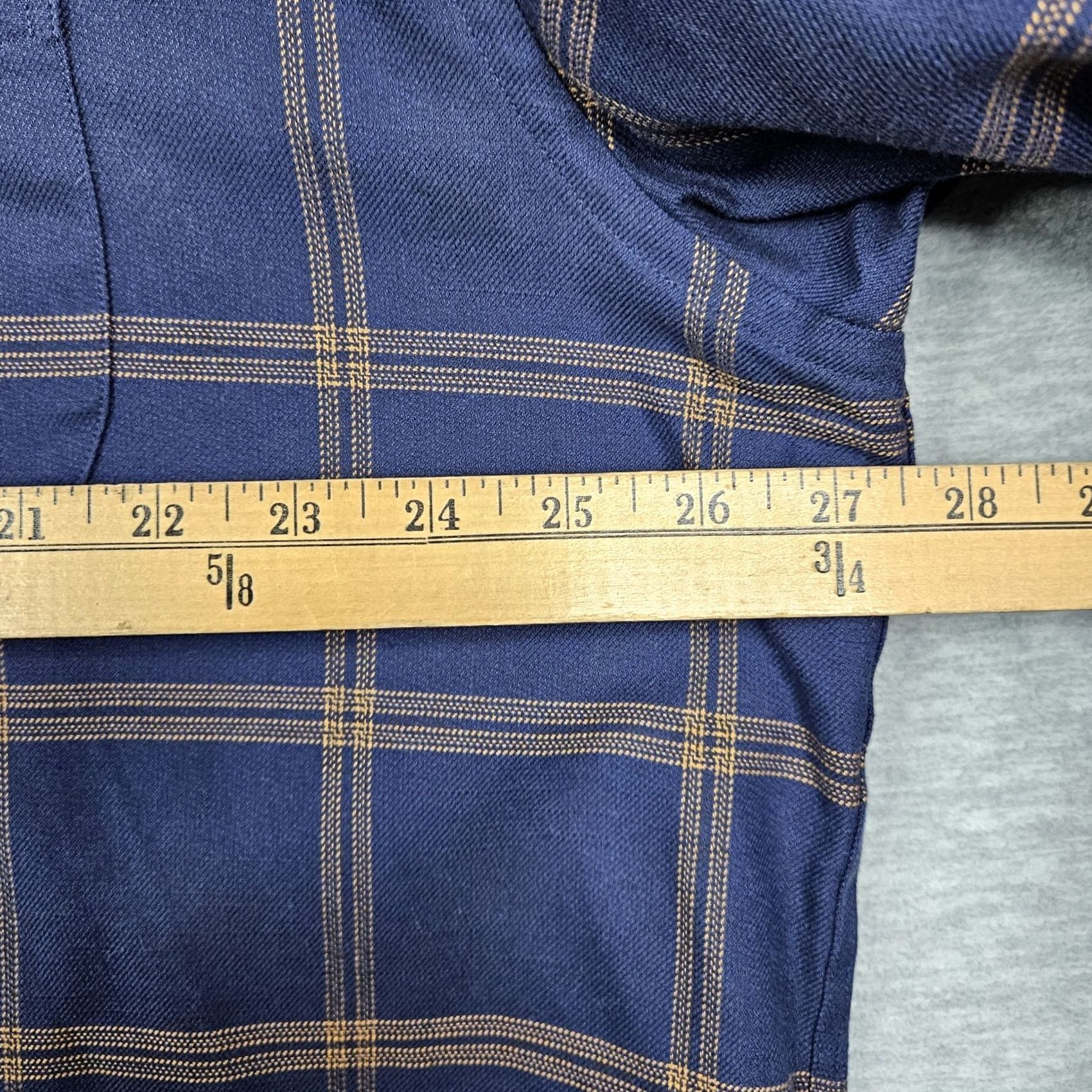 Charles Tyrwhitt Charles Tyrwhitt Button Front Classic Fit Plaid Men's Non Iron Shirt XXL Blue Cotton Dress Shirt Size US XXL / EU 58 / 5 - 3 Thumbnail