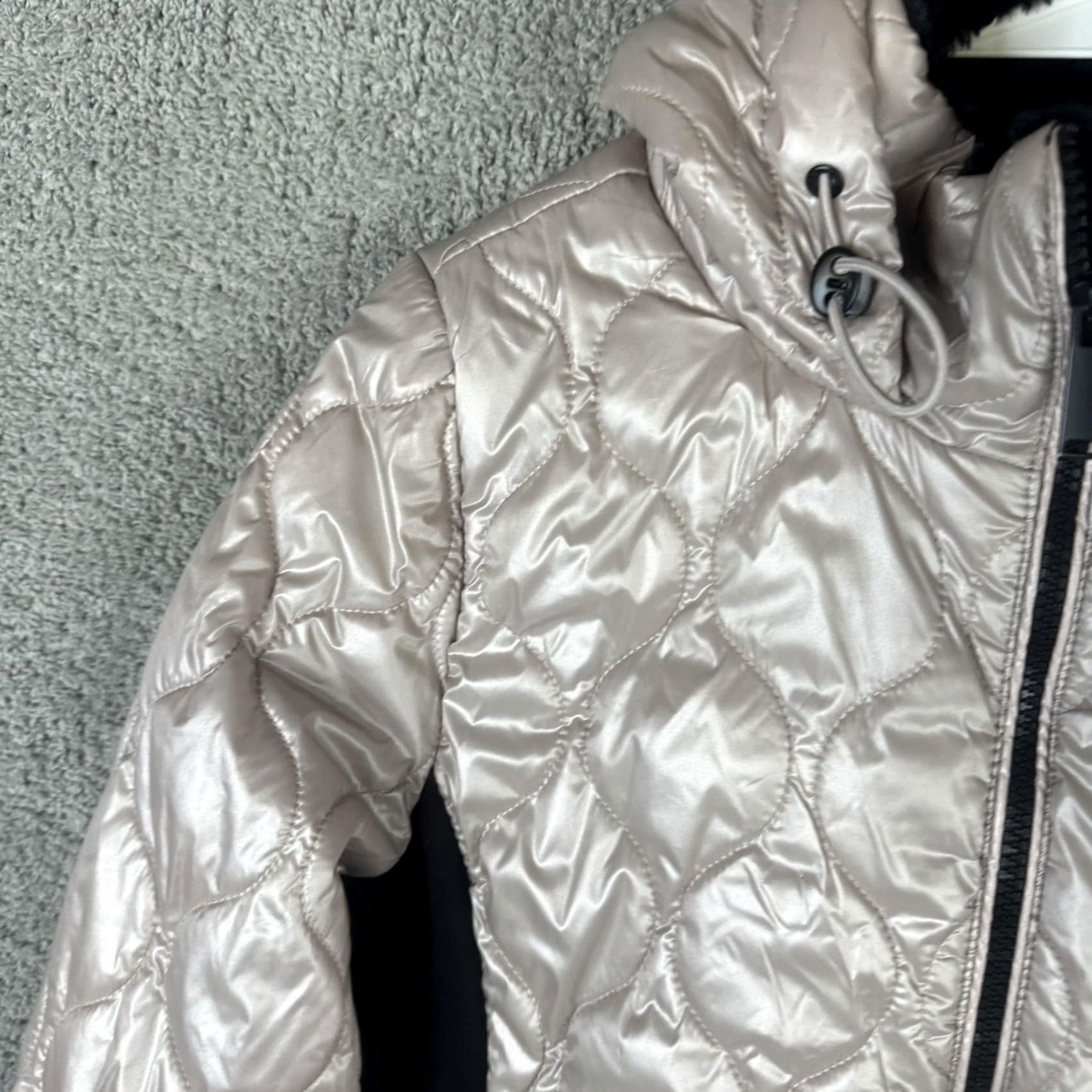 Vintage Calvin Klein Jeans Jacket Womens Small Beige Quilted Hooded Puffer Winter Coat Size 28" / US 6 / IT 42 - 5 Thumbnail