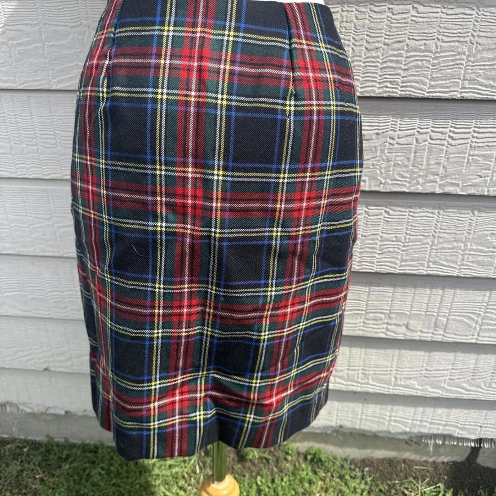 Other Rafaella Skirt 8 Red Plaid Waist Christmas J Crew Dupe Size 30" / US 8 / IT 44 - 2 Thumbnail
