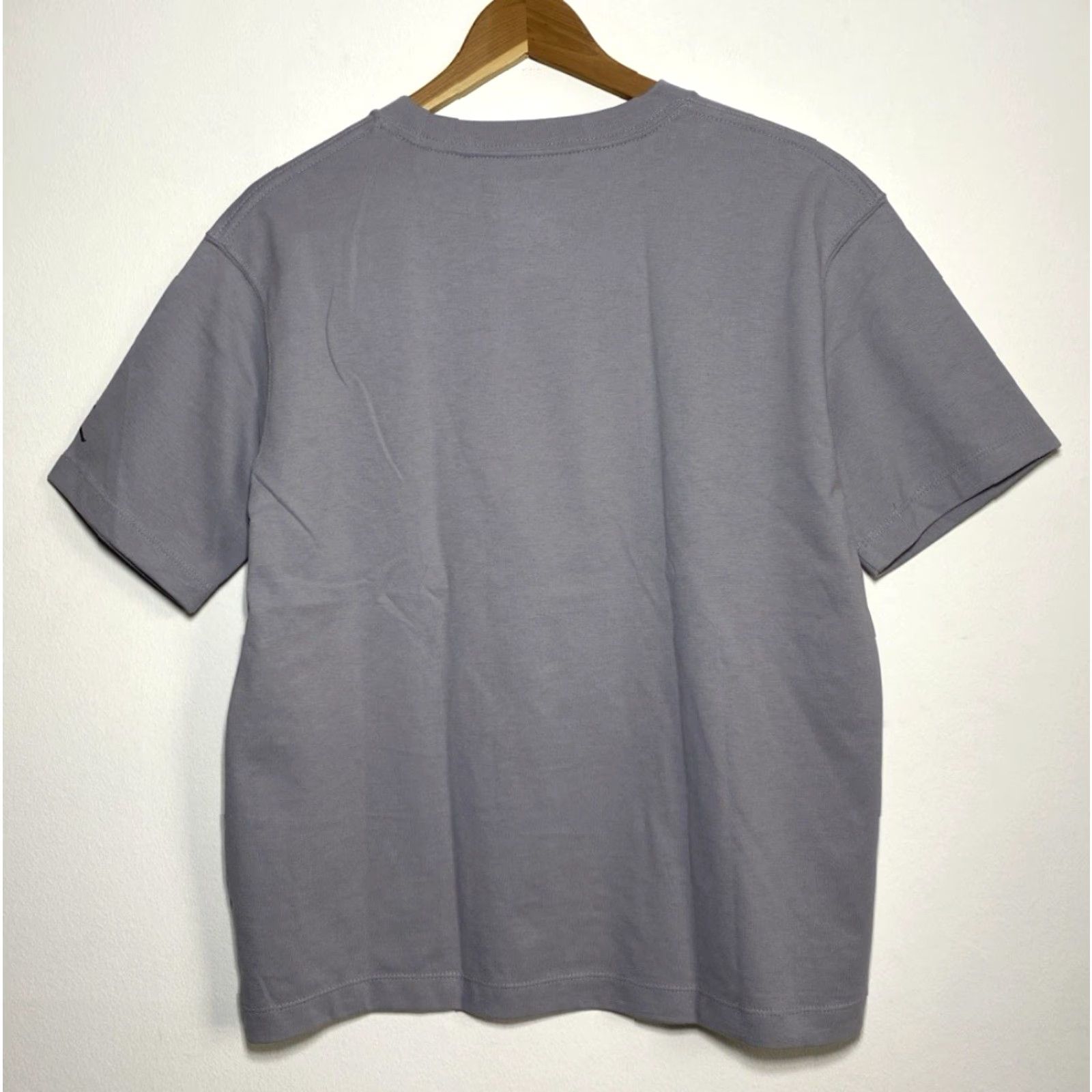 Jordan Brand Air Jordan Women's Flight Graphic T-Shirt DV1408-011 Crew Neck Short Sleeve Gray Size S Loose Fit NWT Size S / US 4 / IT 40 - 5 Thumbnail