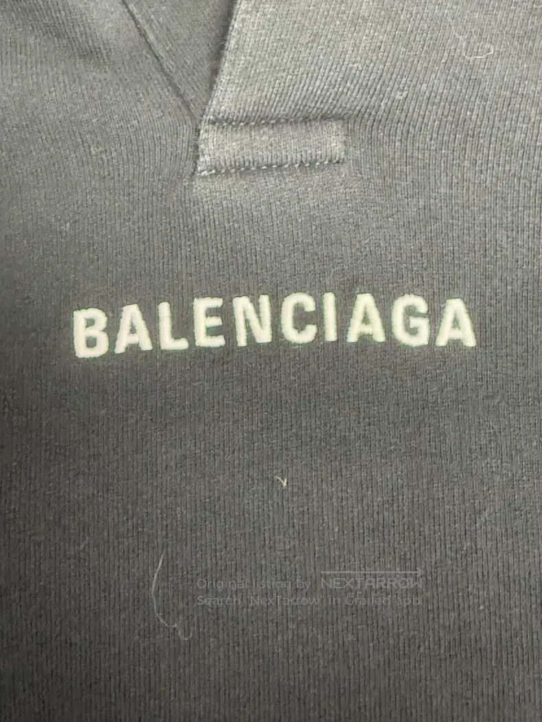 Balenciaga Balenciaga Drop Shoulder Embroidered Hoodie Sweatshirt Bla Size US M / EU 48-50 / 2 - 5 Thumbnail