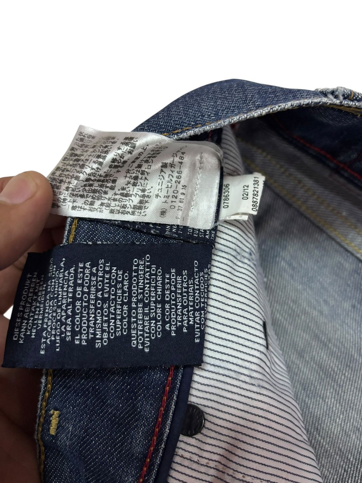 Other Vtg Tommy Hilfiger Faded Distressed Jeans Size US 32 / EU 48 - 7 Thumbnail