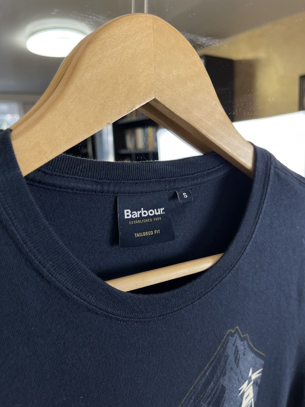 Barbour Barbour Beacon Graphic Mountain Tee Tailored Fit Navy Size US S / EU 44-46 / 1 - 2 Thumbnail